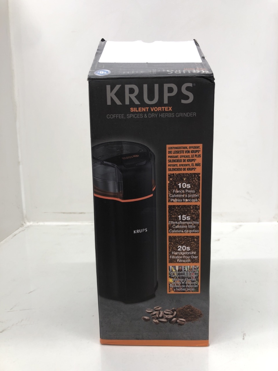 Lot 105  
            Edinburgh SR24 - Delivery Only 

                
QUANTITY OF KITCHEN & APPLIANCES ITEMS TO INCLUDE RUSSELL HOBBS STAINLESS STEEL E...