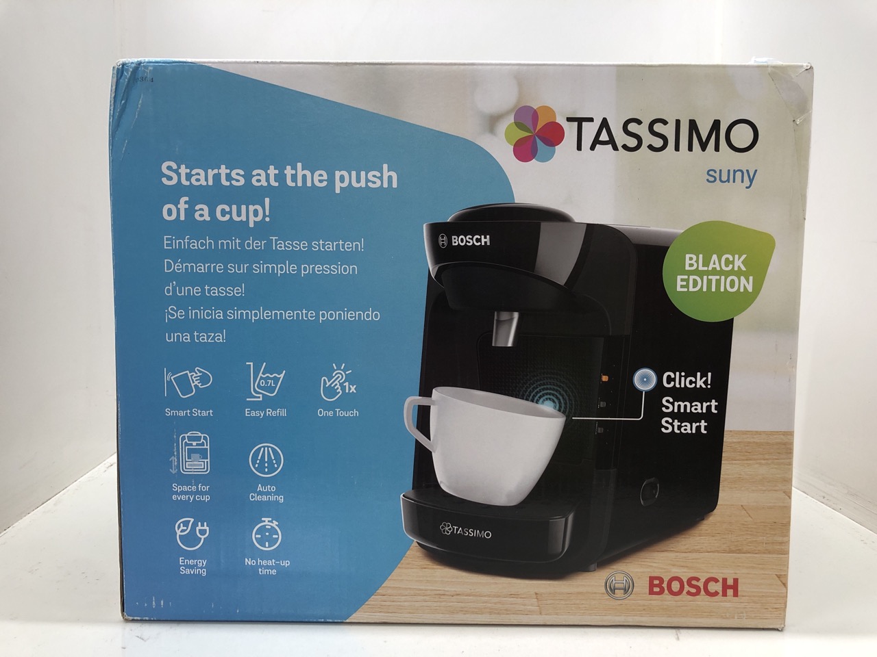 Lot 108  
            Edinburgh SR24 - Delivery Only 

                
QUANTITY OF KITCHEN & APPLIANCES ITEMS TO INCLUDE HOTEL CHOCOLAT 472725AM WHITE V...