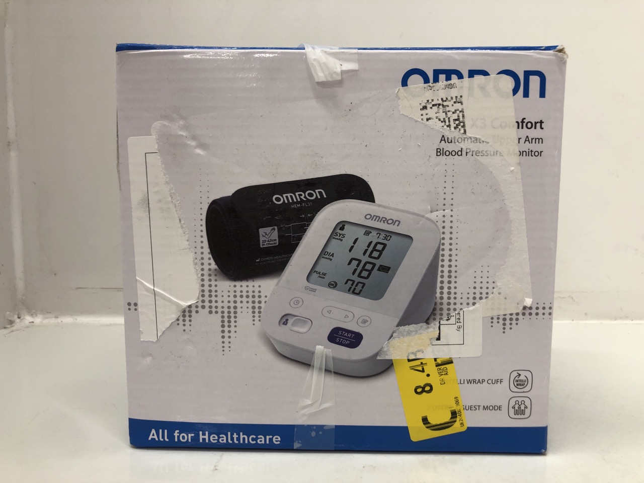 Lot 119  
            Edinburgh SR24 - Delivery Only 

                
QUANTITY OF HEALTH & BEAUTY ITEMS TO INCLUDE BEURER BM 25 UPPER ARM BLOOD PRESSUR...