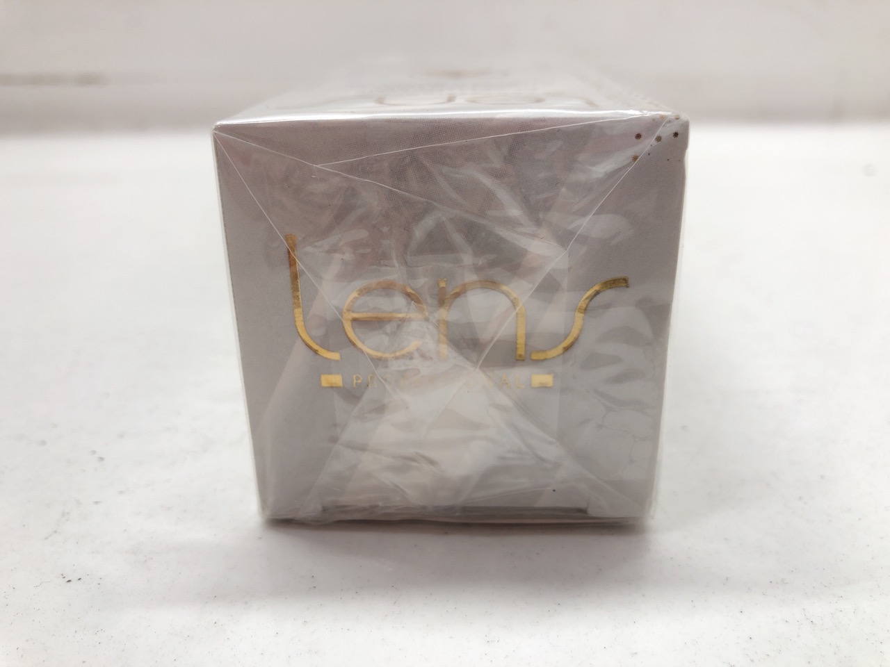 Lot 124  
            Edinburgh SR24 - Delivery Only 

                
42 X LENS PROFESSIONAL ROSEMARY MINT SCALP & HAIR STRENTHENING OIL: LOCATION - B ...