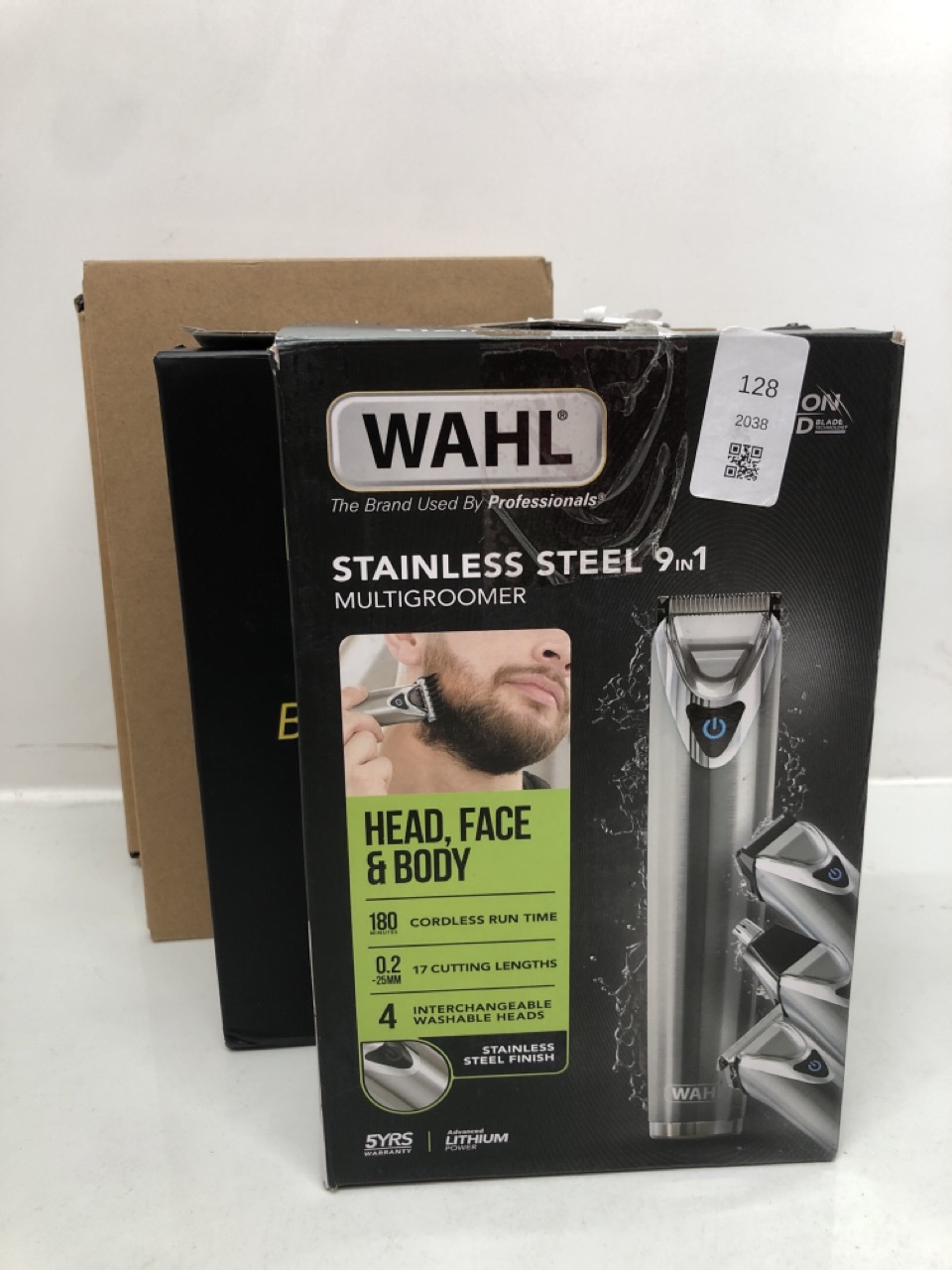 Lot 128  
            Edinburgh SR24 - Delivery Only 

                
QUANTITY OF HEALTH & BEAUTY ITEMS TO INCLUDE WAHL STAINLESS STEEL 9 IN 1 MULTIGRO...