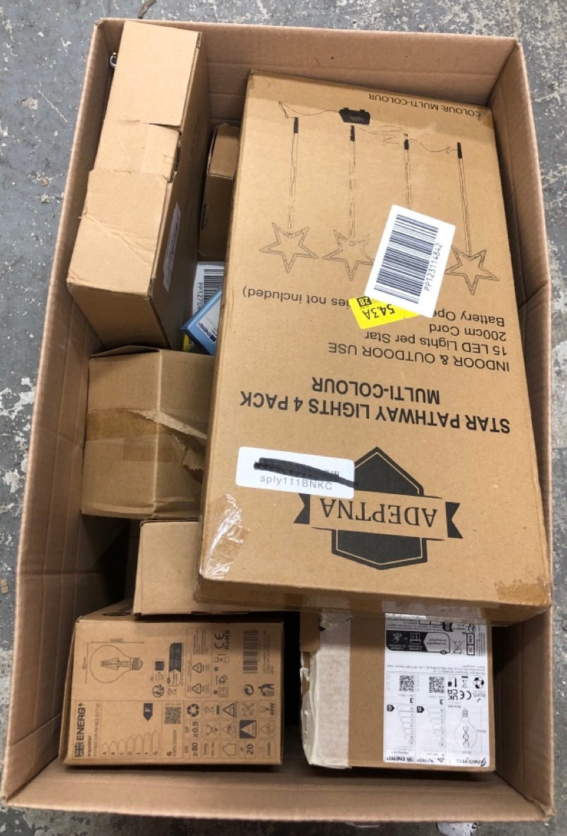 Lot 167  
            Edinburgh SR24 - Delivery Only 

                
QUANTITY OF GENERAL ITEMS TO INCLUDE STAR PATHWAY LIGHTS 4 PACK : LOCATION - B RACK