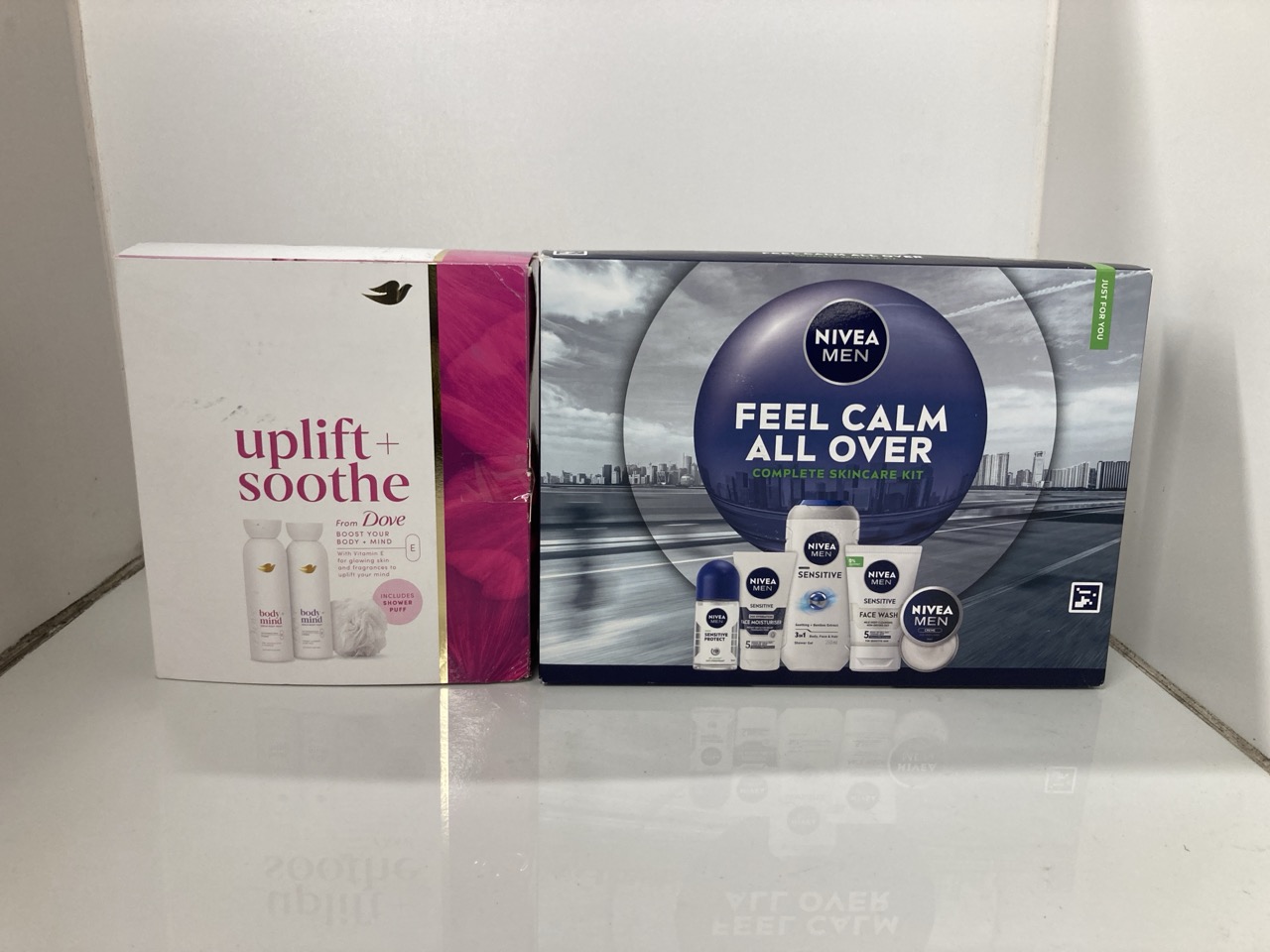 Lot 179  
            Edinburgh SR24 - Delivery Only 

                
QUANTITY OF HEALTH & BEAUTY ITEMS TO INCLUDE L'ORÉAL PARIS MEN EXPERT ALIVE & KIC...