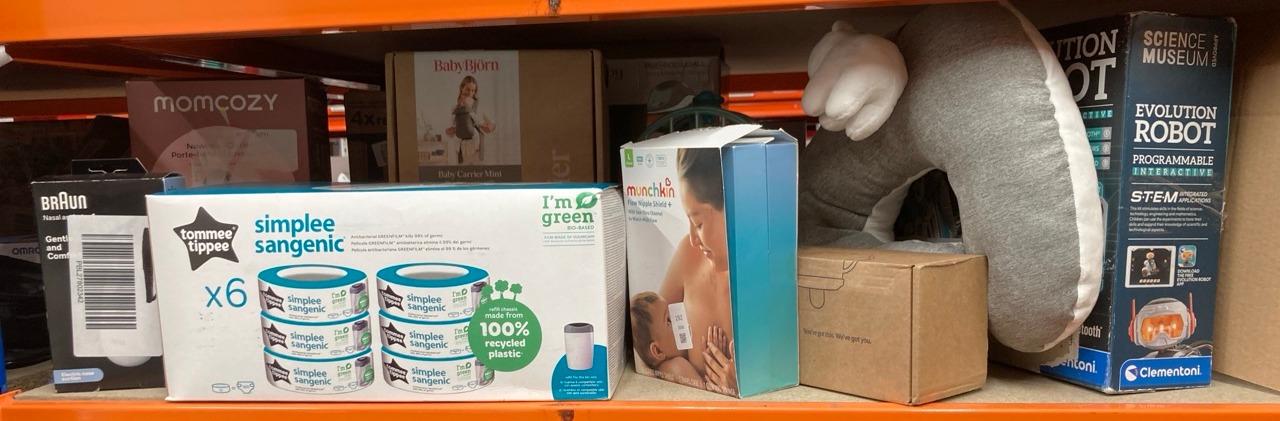 Lot 192  
            Edinburgh SR24 - Delivery Only 

                
QUANTITY OF BABY & TODDLER ITEMS TO INCLUDE MUNCHKIN FLOW 24MM NIPPLE SHIELD+ | S...