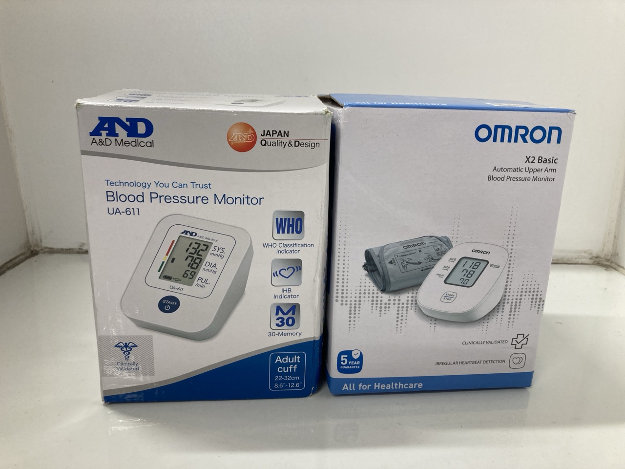 Lot 206  
            Edinburgh SR24 - Delivery Only 

                
QUANTITY OF HEALTH & BEAUTY ITEMS TO INCLUDE OMRON X2 BASIC AUTOMATIC UPPER ARM B... - Image 3
