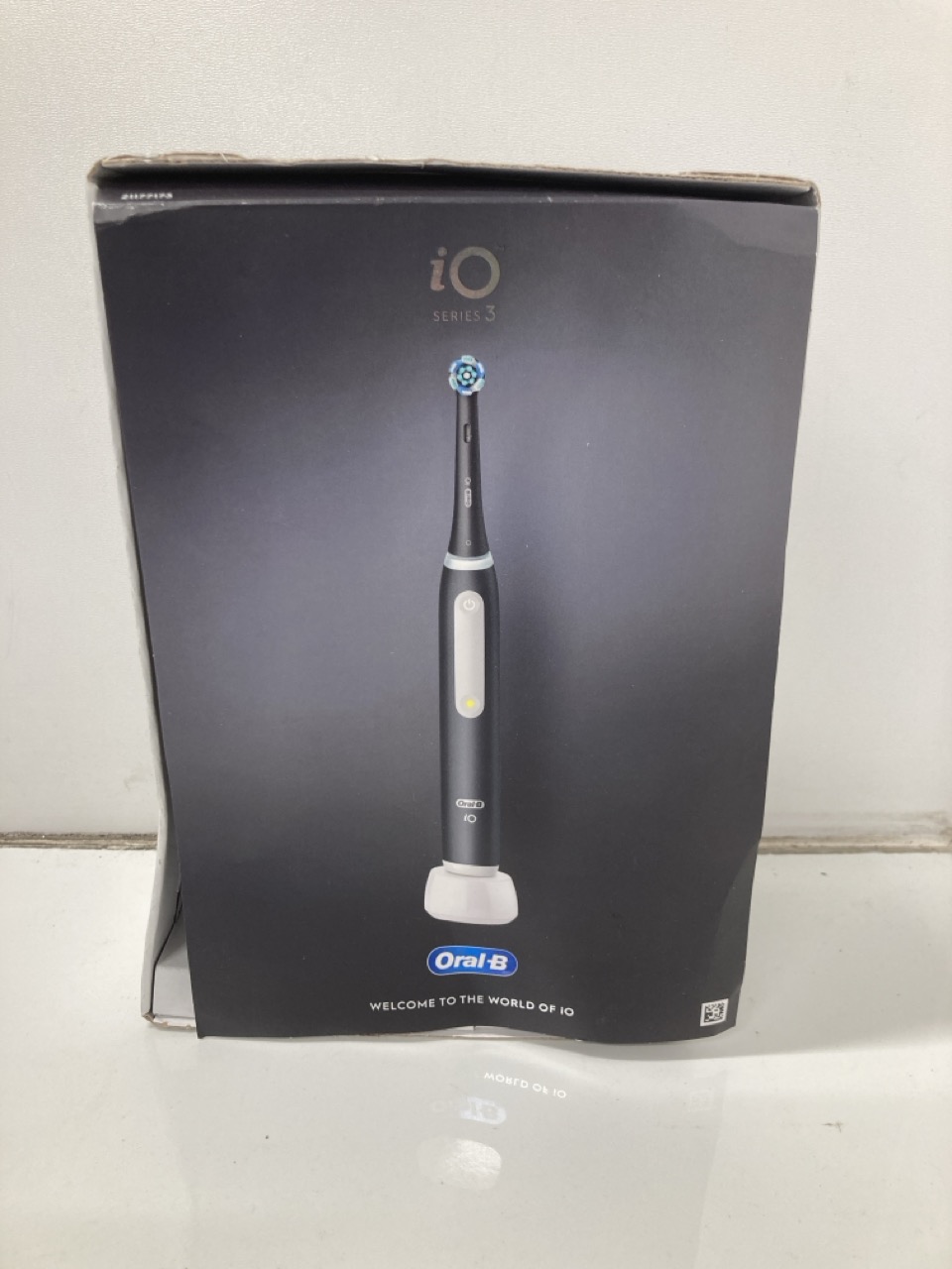 Lot 207  
            Edinburgh SR24 - Delivery Only 

                
QUANTITY OF HEALTH & BEAUTY ITEMS TO INCLUDE ORAL-B VITALITY PRO ELECTRIC TOOTHBR... - Image 3