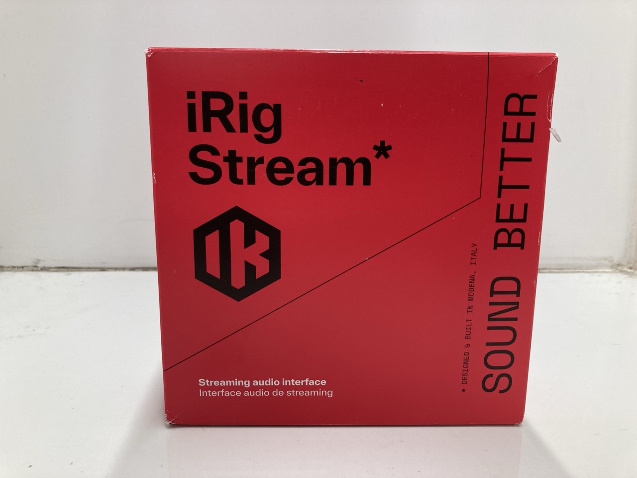 Lot 243  
            Edinburgh SR24 - Delivery Only 

                
IK MULTIMEDIA I RIG STREAM AUDIO INTERFACE : LOCATION - D RACK