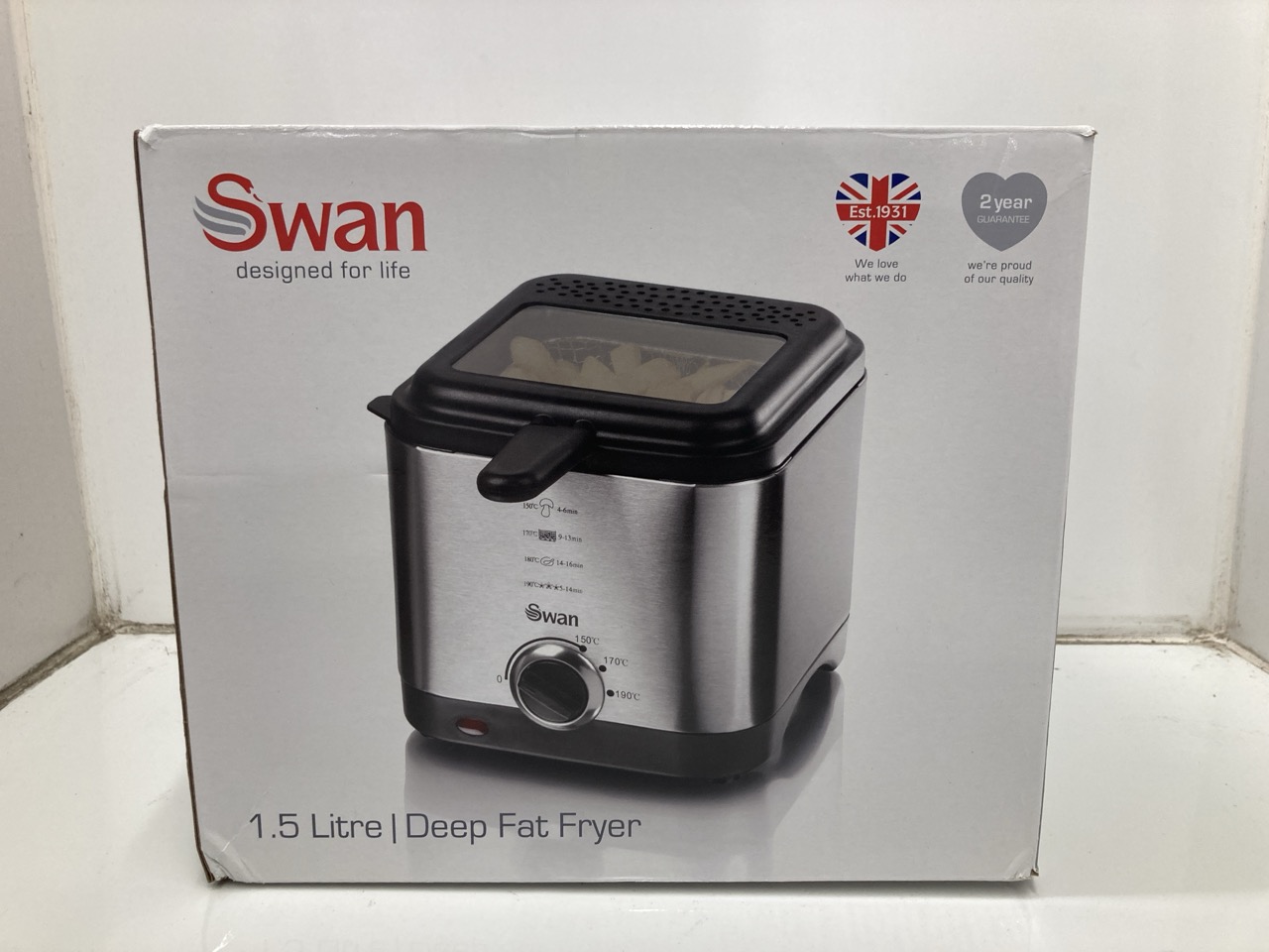 Lot 254  
            Edinburgh SR24 - Delivery Only 

                
QUANTITY OF KITCHEN & APPLIANCES ITEMS TO INCLUDE SWAN 1.5 LITRE S/S FRYER: LOCAT...