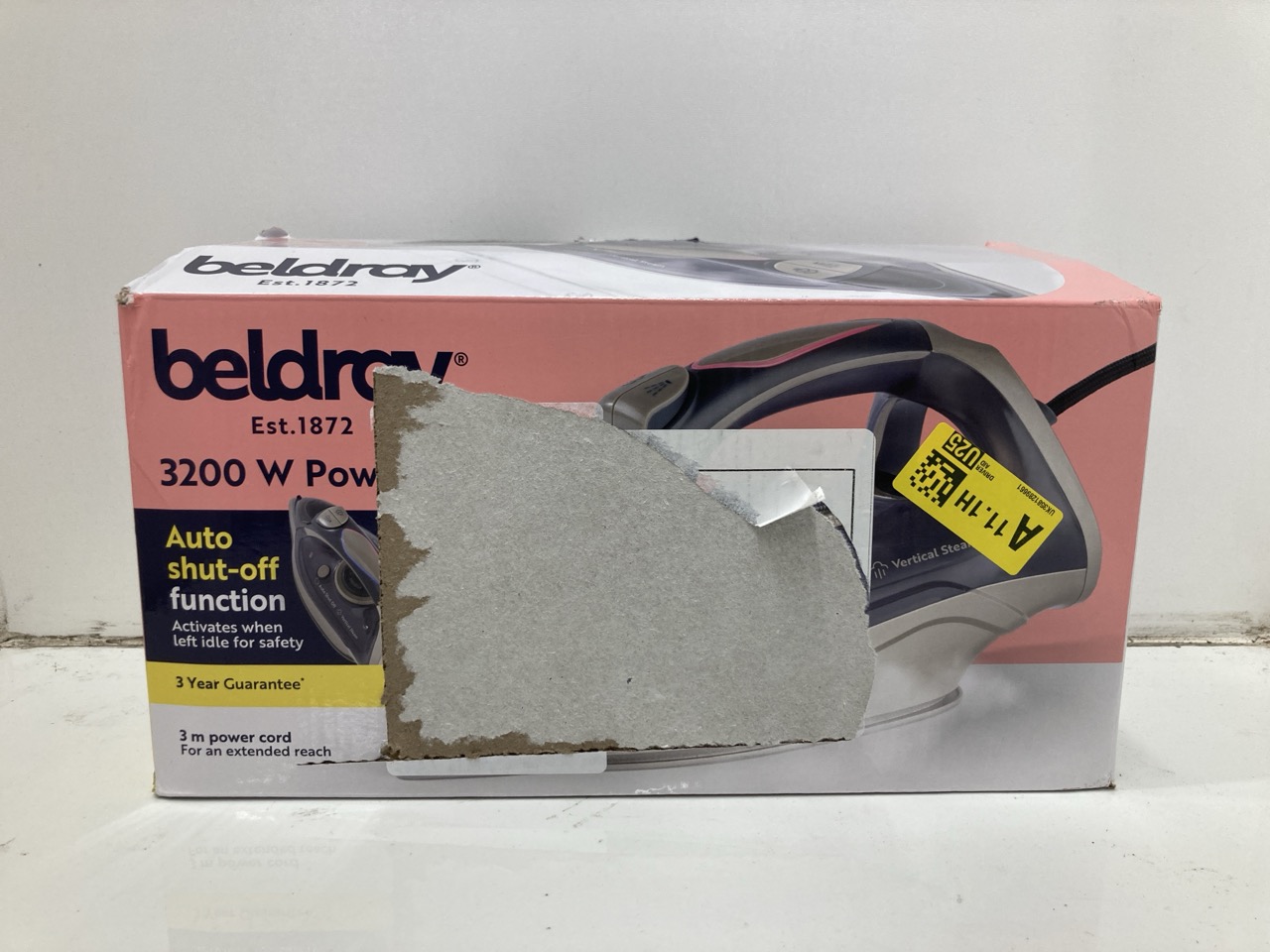 Lot 257  
            Edinburgh SR24 - Delivery Only 

                
QUANTITY OF KITCHEN & APPLIANCES ITEMS TO INCLUDE BELDRAY POWERLITE STEAM IRON, C... - Image 3