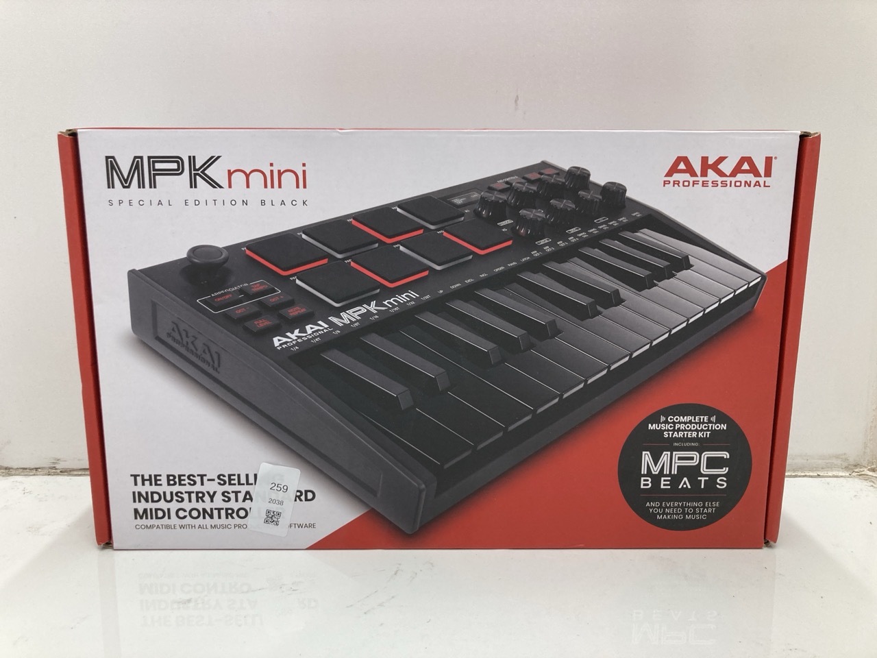 Lot 259  
            Edinburgh SR24 - Delivery Only 

                
QUANTITY OF TV & AUDIO ITEMS TO INCLUDE AKAI PROFESSIONAL MPK MINI MK3 - 25 KEY U... - Image 3