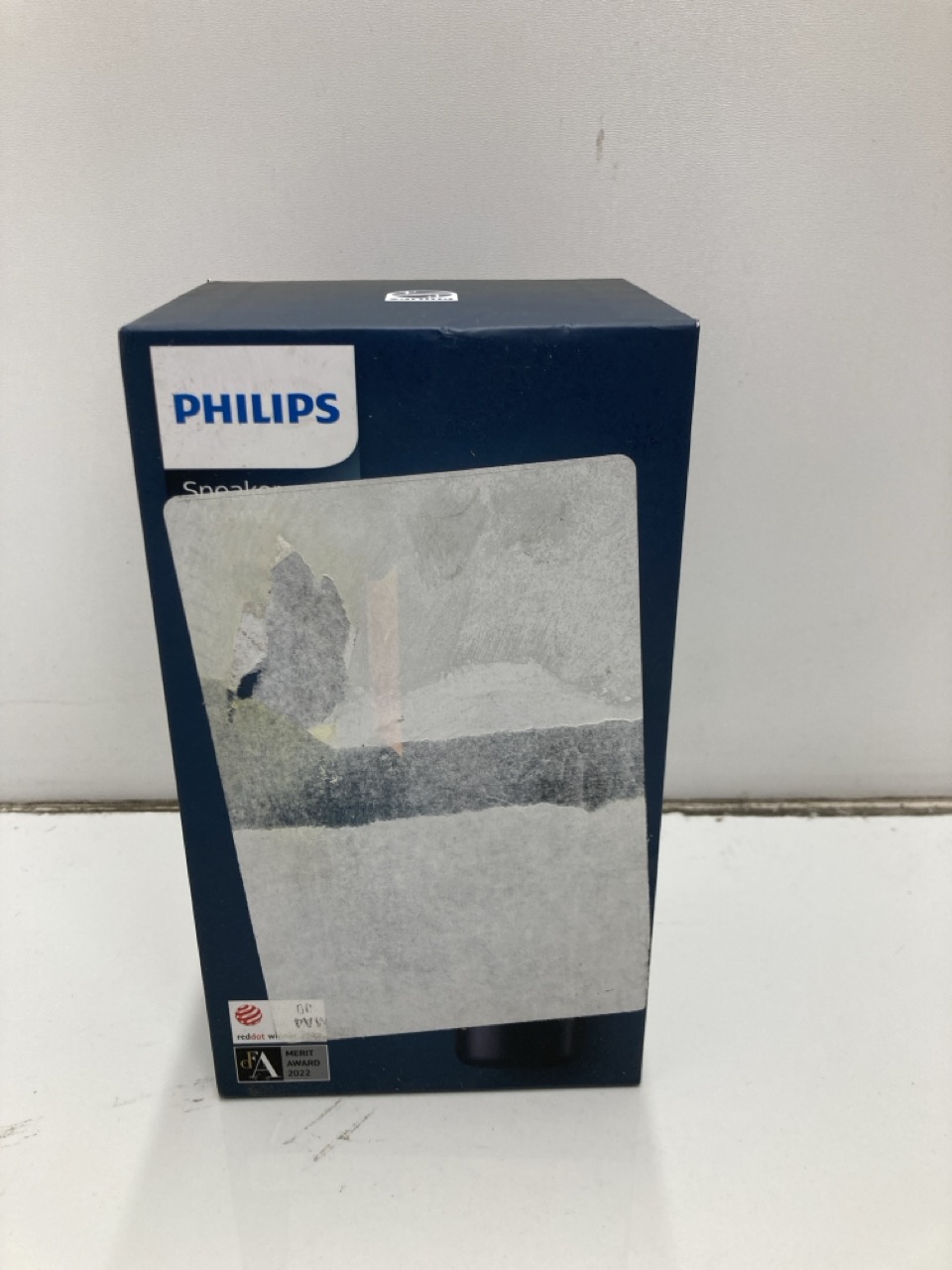 Lot 265  
            Edinburgh SR24 - Delivery Only 

                
QUANTITY OF KITCHEN & APPLIANCES ITEMS TO INCLUDE RUSSELL HOBBS QUIET BOIL KETTLE...