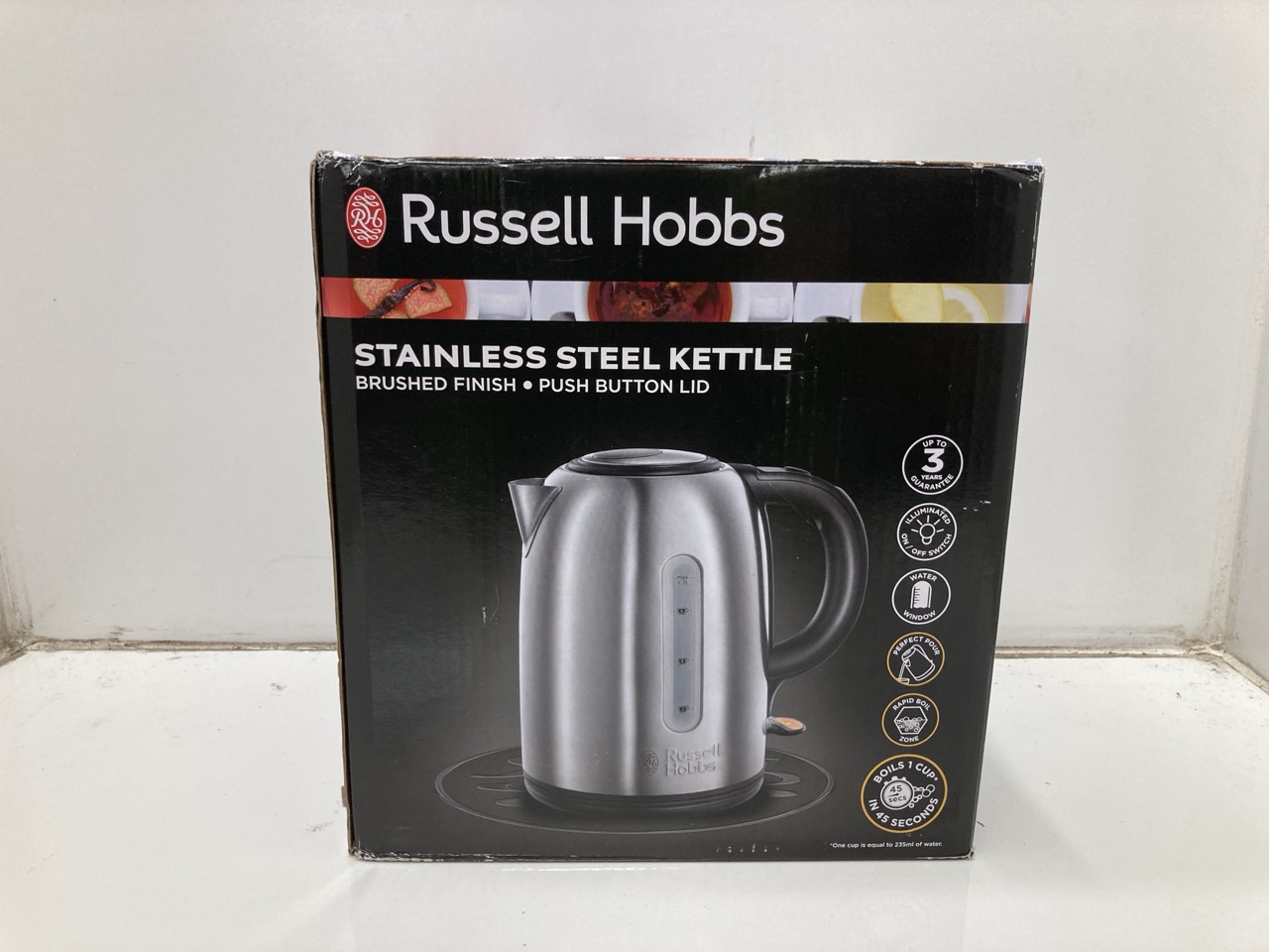 Lot 276  
            Edinburgh SR24 - Delivery Only 

                
QUANTITY OF KITCHEN & APPLIANCES ITEMS TO INCLUDE RUSSELL HOBBS STEAM IRON [3100W... - Image 3