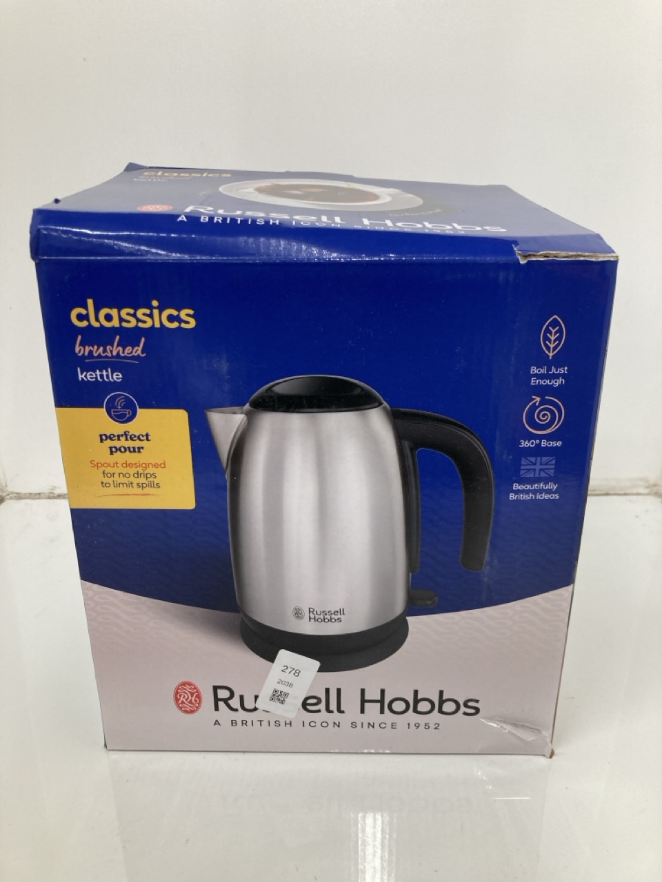 Lot 278  
            Edinburgh SR24 - Delivery Only 

                
QUANTITY OF KITCHEN & APPLIANCES ITEMS TO INCLUDE RUSSELL HOBBS BRUSHED STAINLESS... - Image 3