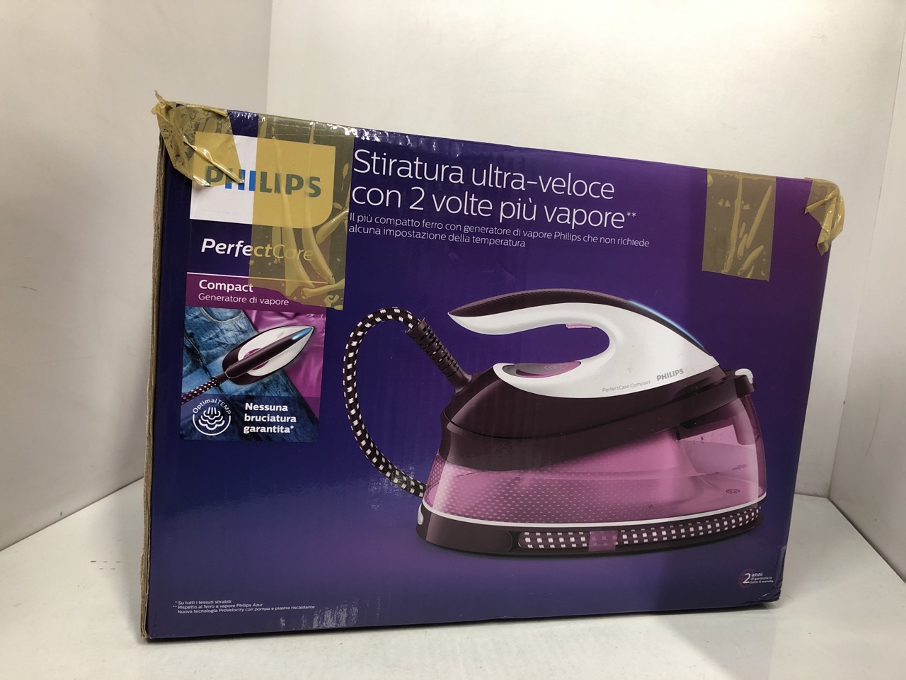 Lot 294  
            Edinburgh SR24 - Delivery Only 

                
PHILIPS PERFECTCARE COMPACT STEAM GENERATOR - 2400W, 400G STEAM BOOST, 6.5 BAR PR...