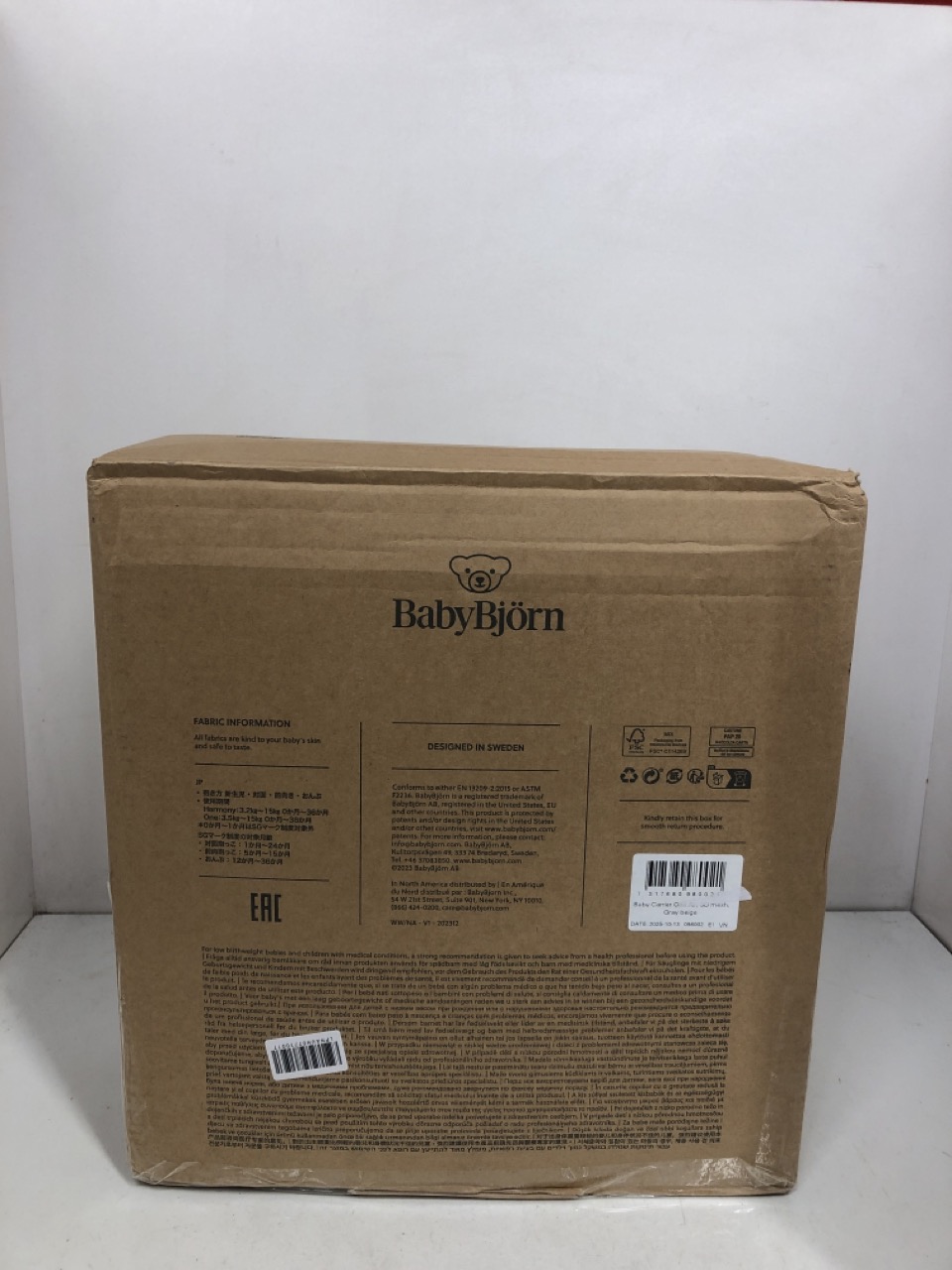 Lot 295  
            Edinburgh SR24 - Delivery Only 

                
BABYBJÖRN BABY CARRIER ONE AIR, 3D MESH, GREY BEIGE.: LOCATION - E RACK