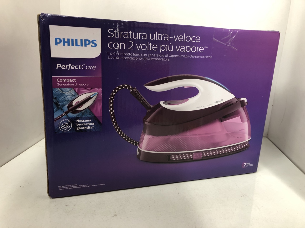 Lot 299  
            Edinburgh SR24 - Delivery Only 

                
PHILIPS PERFECTCARE COMPACT STEAM GENERATOR - 2400W, 400G STEAM BOOST, 6.5 BAR PR...