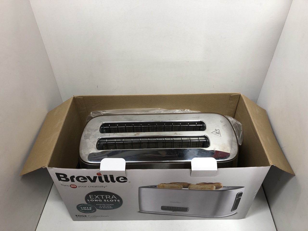 Lot 301  
            Edinburgh SR24 - Delivery Only 

                
QUANTITY OF KITCHEN & APPLIANCES ITEMS TO INCLUDE TASSIMO BY BOSCH SUNY 'SPECIAL ... - Image 4