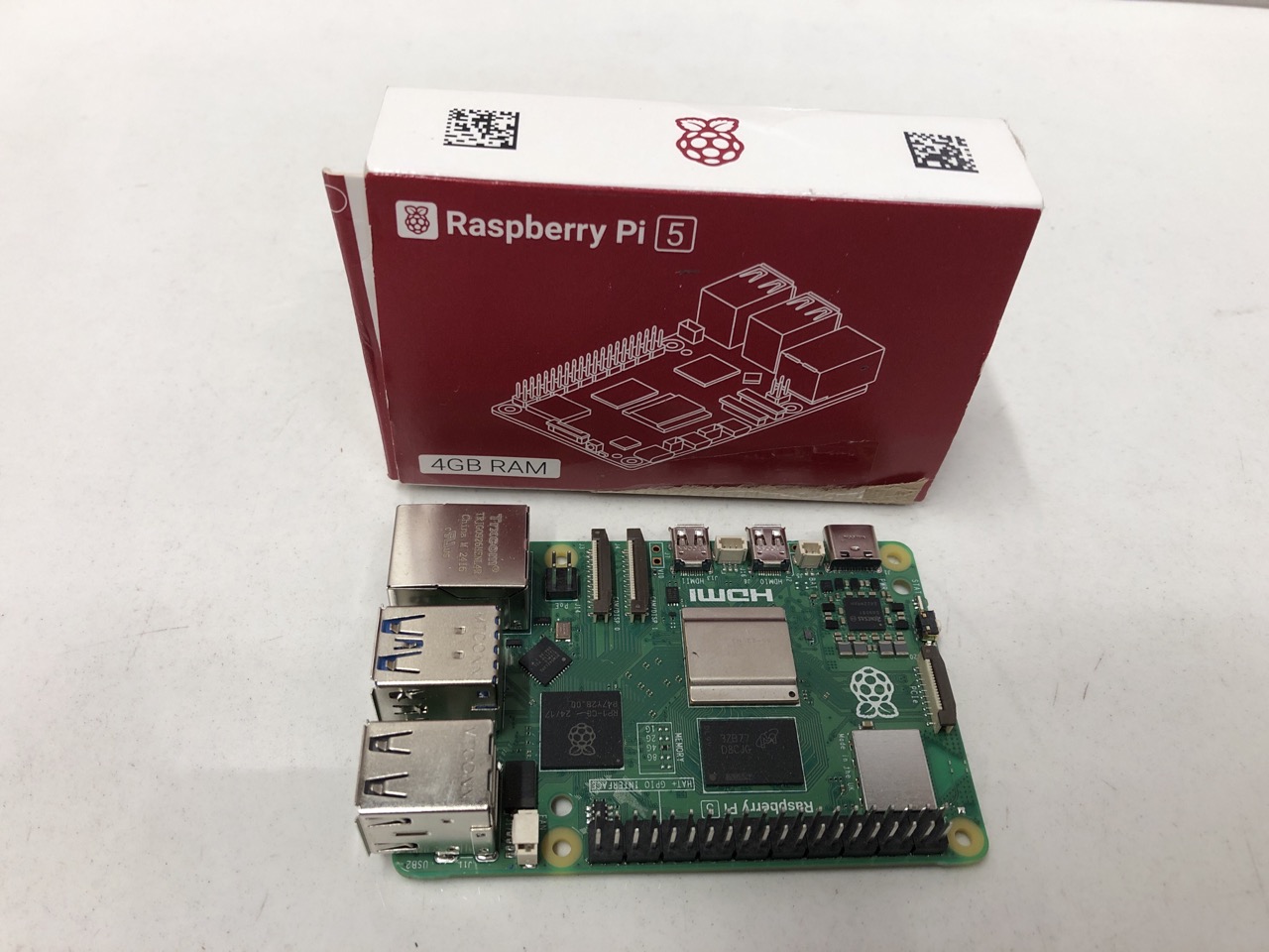 Lot 311  
            Edinburgh SR24 - Delivery Only 

                
2 X RASPBERRY PI 5 (4GB).: LOCATION - E RACK
