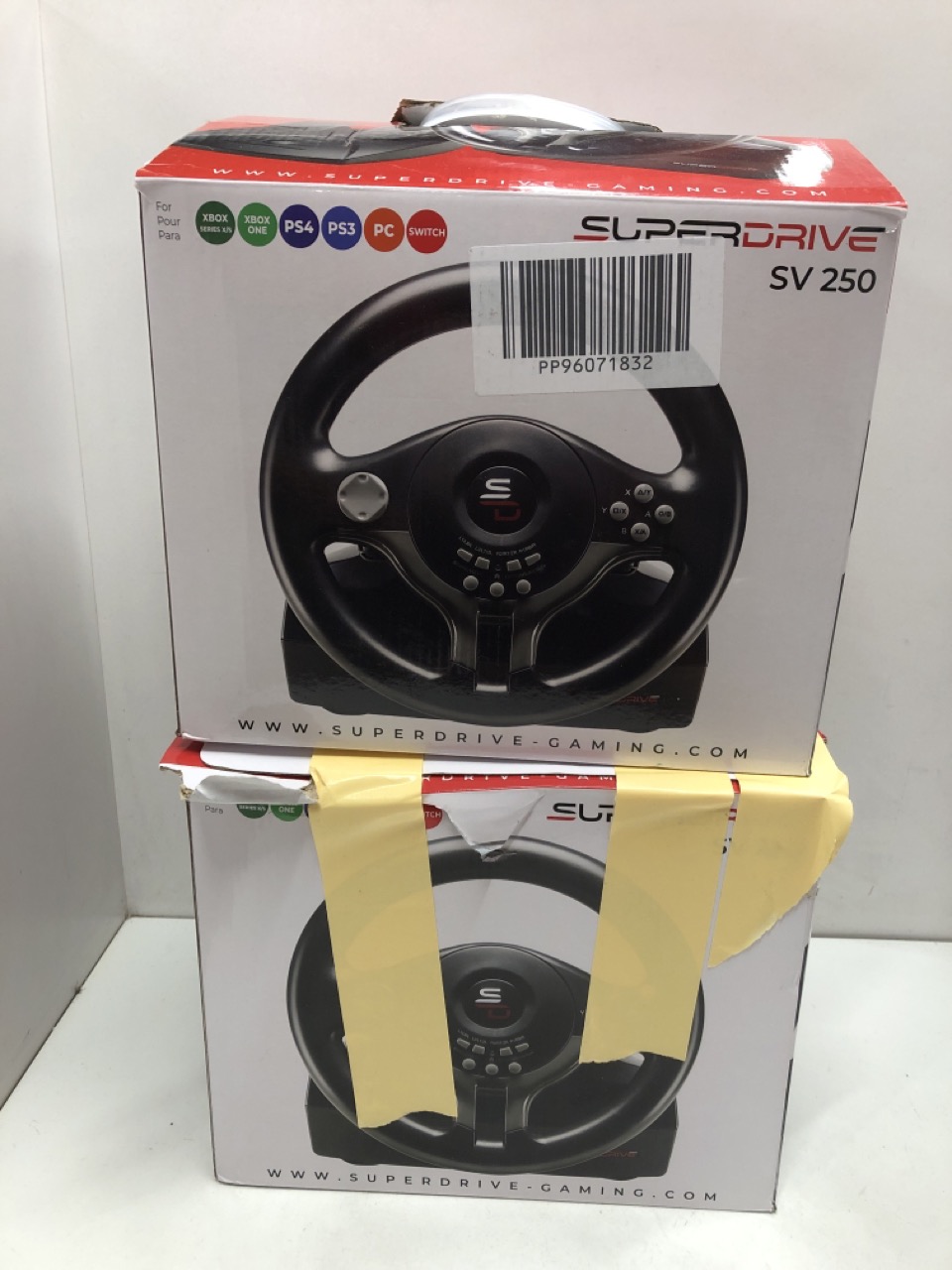 Lot 313  
            Edinburgh SR24 - Delivery Only 

                
2 X SUPERDRIVE SV 250 GAMING STEERING WHEEL: LOCATION - E RACK