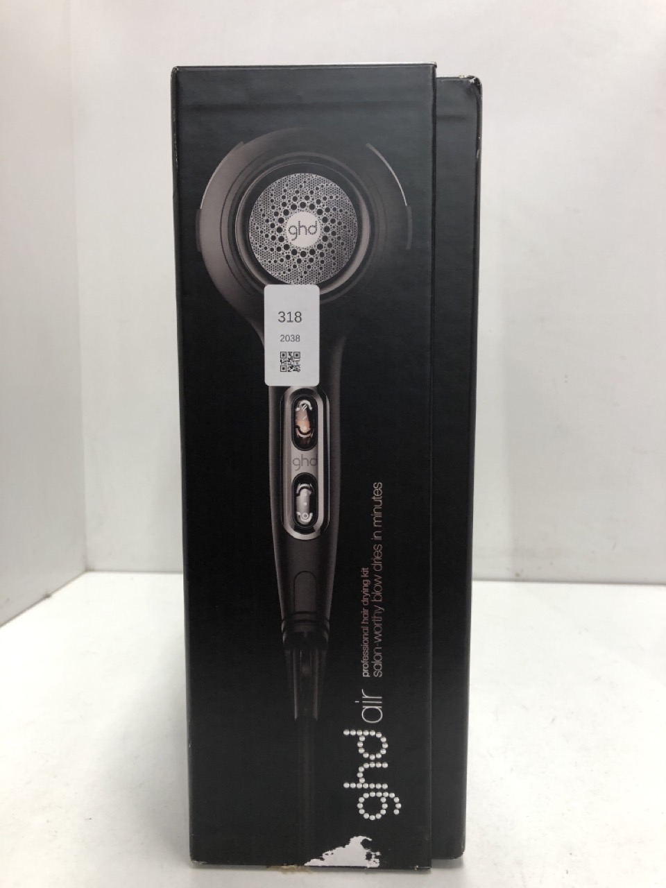 Lot 318  
            Edinburgh SR24 - Delivery Only 

                
GHD AIR  HAIR DRYER WITH DIFFUSER, CERAMIC RADIAL BRUSH, CONCENTRATOR NOZZLE AND ... - Image 3