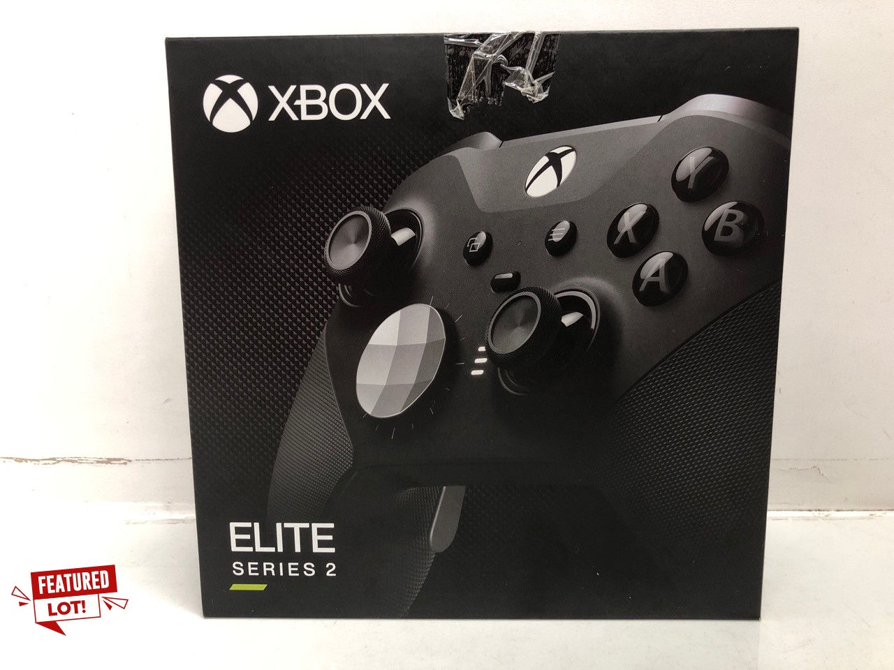 Lot 31  
            Edinburgh SR24 - Delivery Only 

                
XBOX ELITE WIRELESS CONTROLLER SERIES 2. ORIGINAL RRP £170: LOCATION - TOP 50 RACK