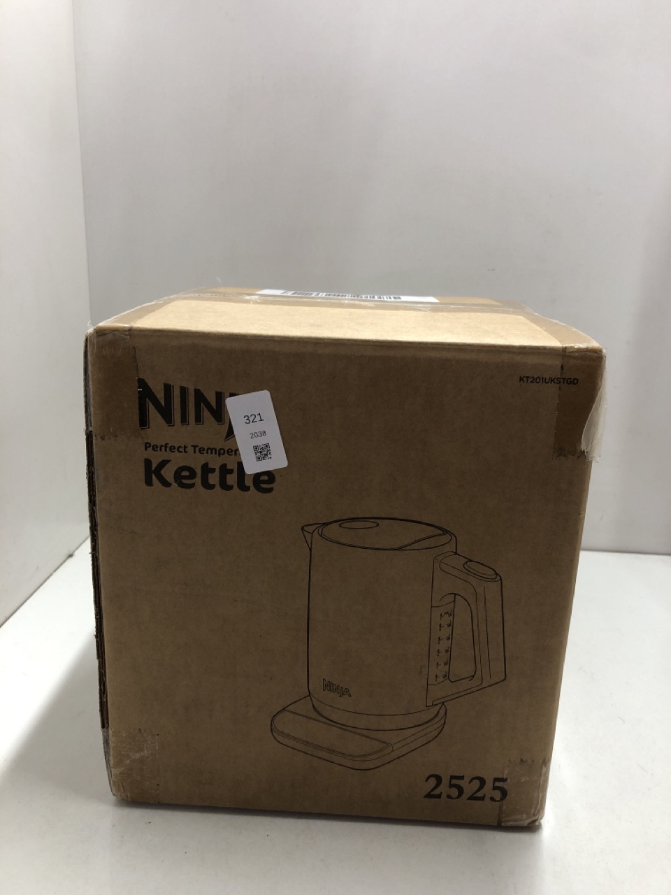 Lot 321  
            Edinburgh SR24 - Delivery Only 

                
QUANTITY OF KITCHEN & APPLIANCES ITEMS TO INCLUDE RUSSELL HOBBS EDEN 2 SLICE TOAS... - Image 3