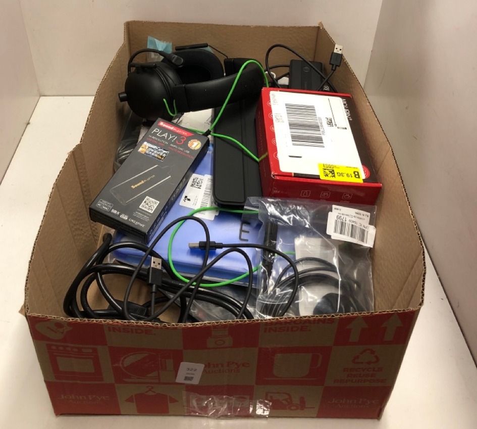 Lot 322  
            Edinburgh SR24 - Delivery Only 

                
QUANTITY OF TECH & GAMING ITEMS TO INCLUDE CREATIVE SOUND BLASTER PLAY. 3 USB AUD...
