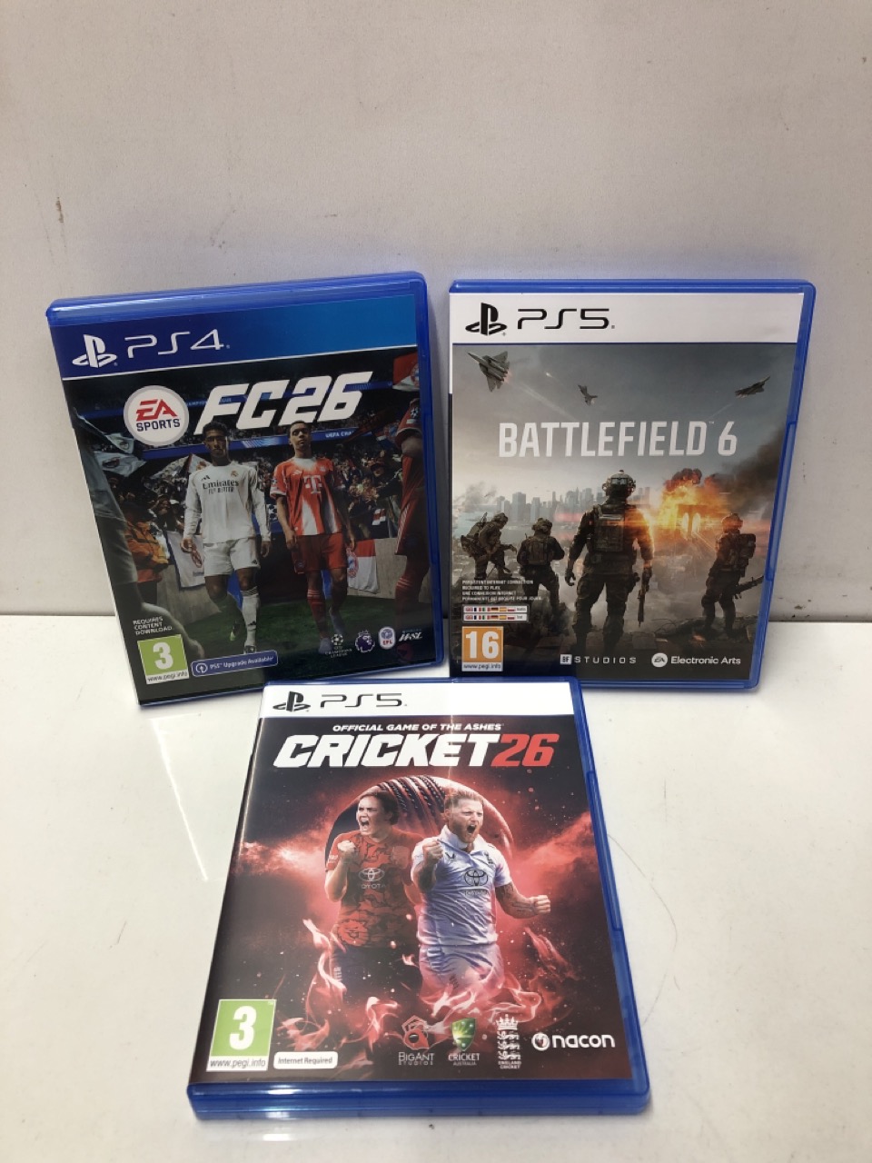 Lot 327  
            Edinburgh SR24 - Delivery Only 

                
QUANTITY OF TECH & GAMING ITEMS TO INCLUDE EA SPORTS FC 25 STANDARD EDITION PS5 |... - Image 2