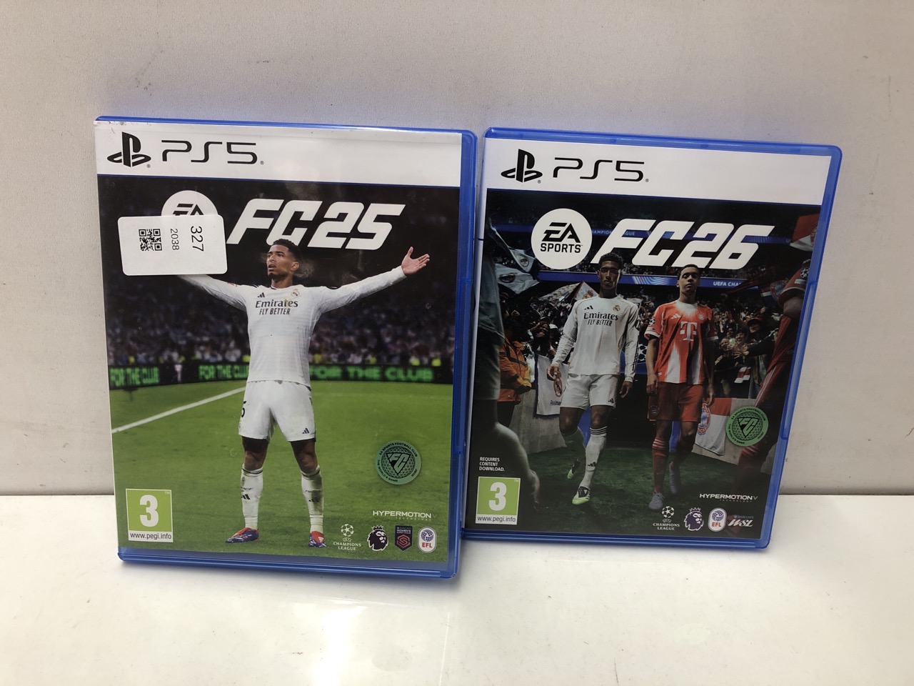 Lot 327  
            Edinburgh SR24 - Delivery Only 

                
QUANTITY OF TECH & GAMING ITEMS TO INCLUDE EA SPORTS FC 25 STANDARD EDITION PS5 |... - Image 3