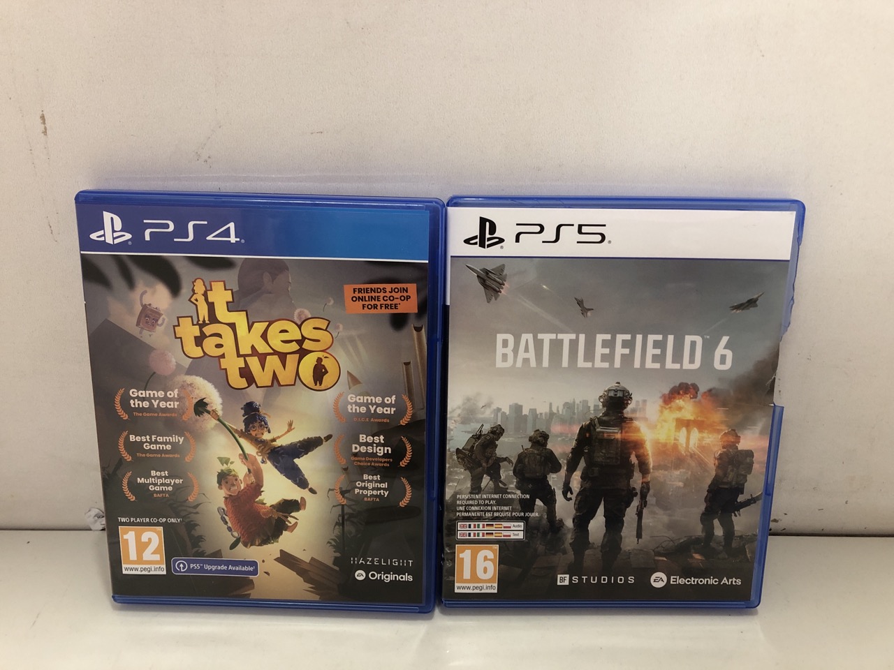Lot 330  
            Edinburgh SR24 - Delivery Only 

                
QUANTITY OF TECH & GAMING ITEMS TO INCLUDE IT TAKES TWO PS4/PS5 | VIDEOGAME | ENG... - Image 2