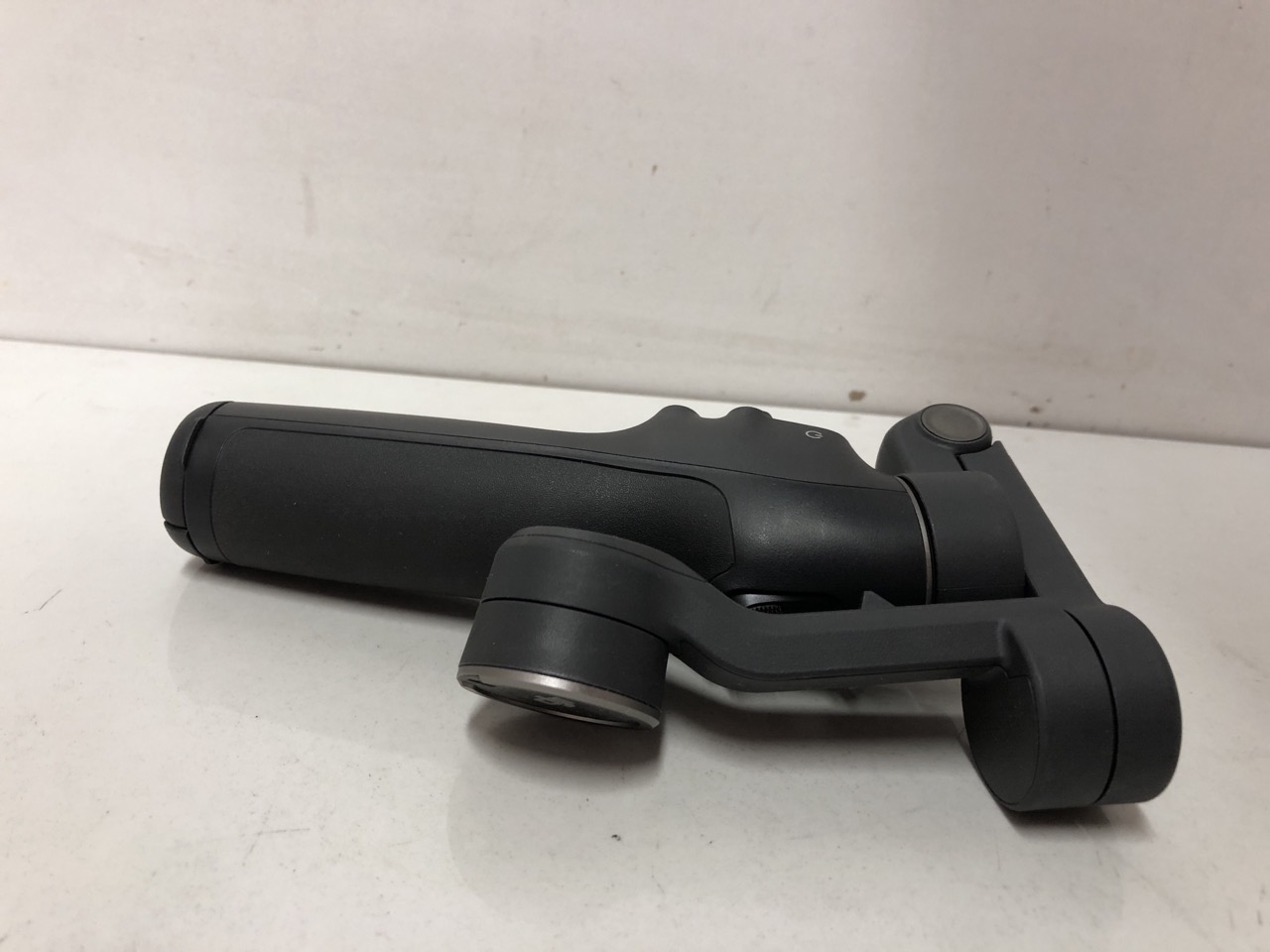 Lot 332  
            Edinburgh SR24 - Delivery Only 

                
DJI OSMO MOBILE 7P GIMBAL STABILIZER FOR IPHONE, ANDROID, NATIVE TRACKING, LIGHTI...