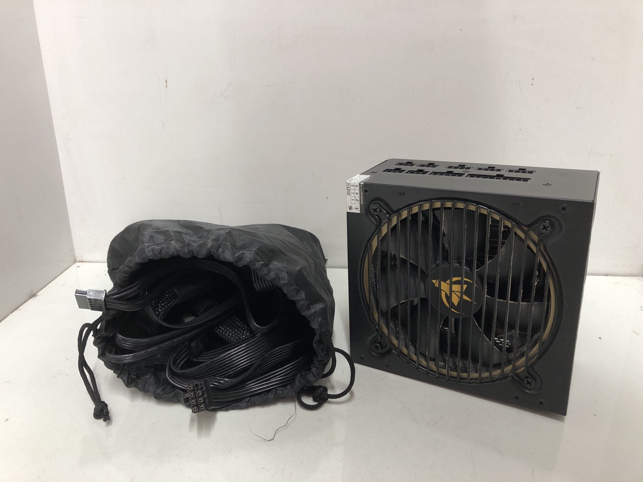 Lot 343  
            Edinburgh SR24 - Delivery Only 

                
QUANTITY OF ITEMS TO INCLUDE FUNKO POP! GAMES: MARVEL RIVALS - JEFF THE LAND SHAR... - Image 2