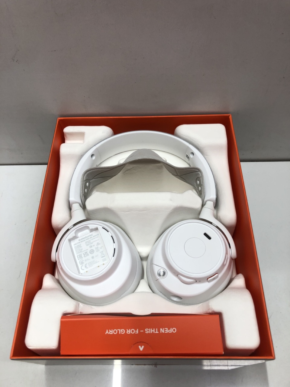 Lot 348  
            Edinburgh SR24 - Delivery Only 

                
STEELSERIES ARCTIS NOVA PRO WIRELESS - MULTI-SYSTEM GAMING HEADSET (PS5 & PC / SW... - Image 3