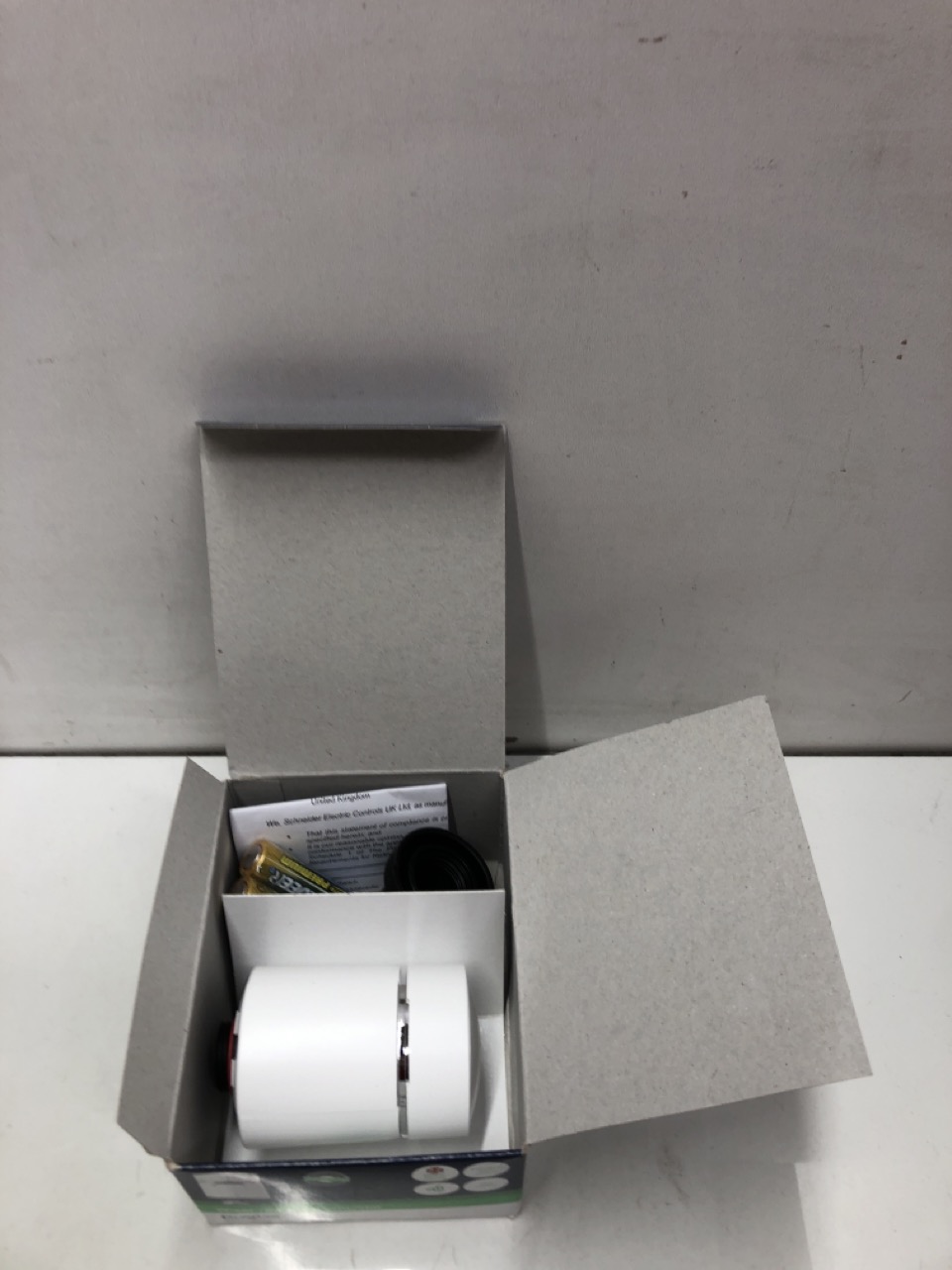 Lot 349  
            Edinburgh SR24 - Delivery Only 

                
5 X DRAYTON WISER SMART HEATING TRV RADIATOR VALVE WV704R0A0902 WHITE - SINGLE UN... - Image 4