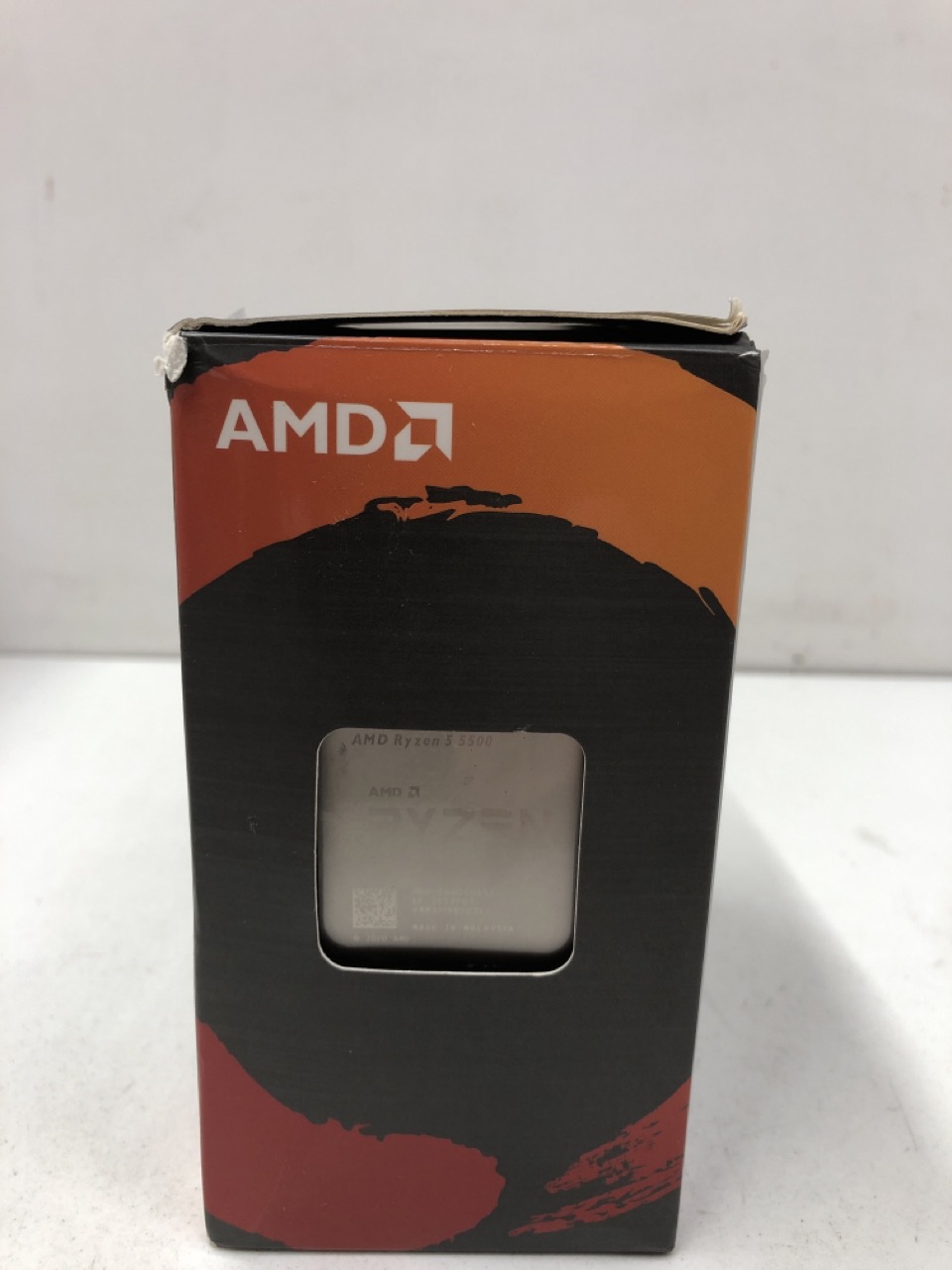 Lot 351  
            Edinburgh SR24 - Delivery Only 

                
AMDA RYZEN 5000 SERIES PROCCESOR: LOCATION - E RACK