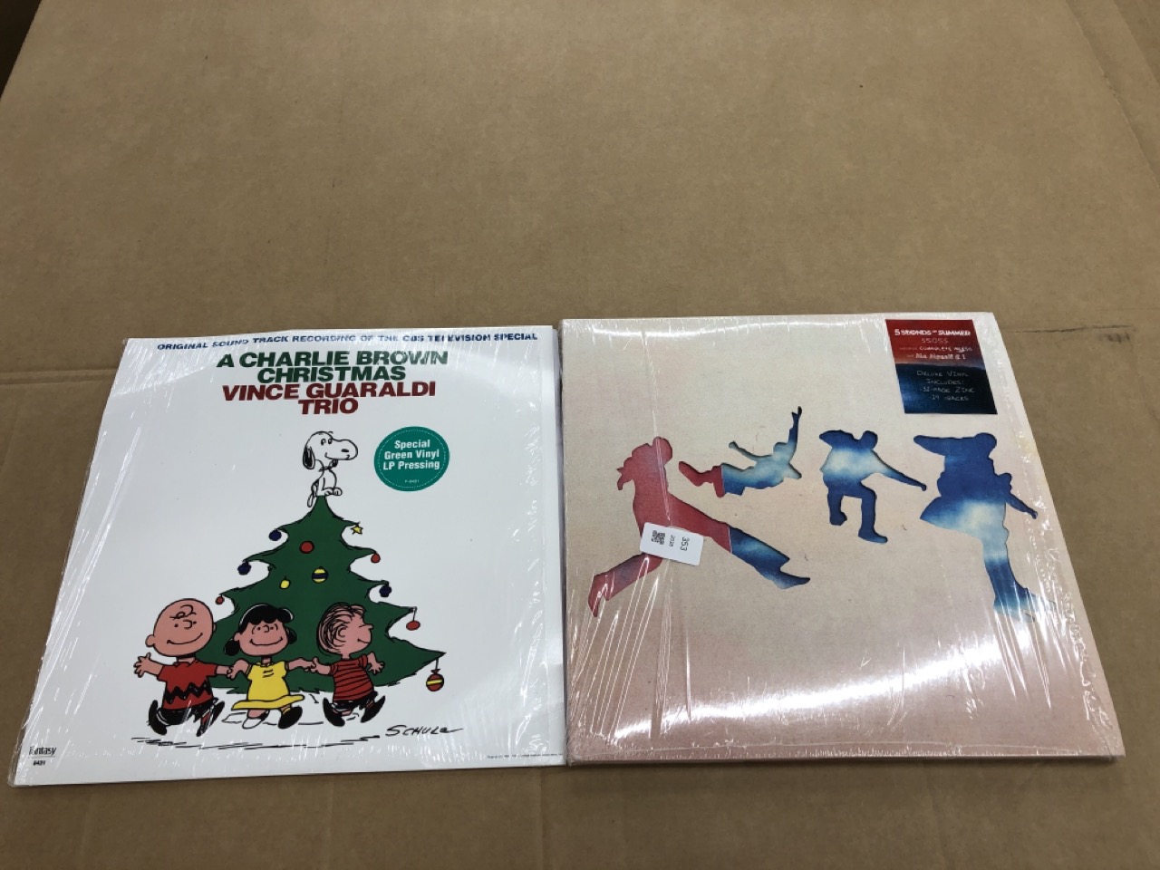 Lot 353  
            Edinburgh SR24 - Delivery Only 

                
QUANTITY OF VINYLS TO INCLUDE 5SOS5 [VINYL]: LOCATION - E RACK - Image 2