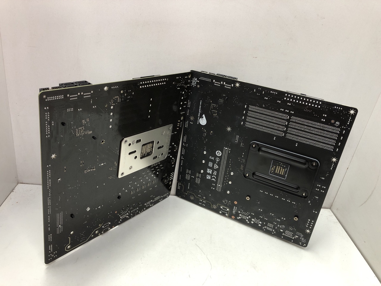 Lot 365  
            Edinburgh SR24 - Delivery Only 

                
GIGABYTE B850M D3HP MOTHERBOARD - AMD RYZEN 9000 SERIES CPUS, 5+2+2 PHASES DIGITA... - Image 3