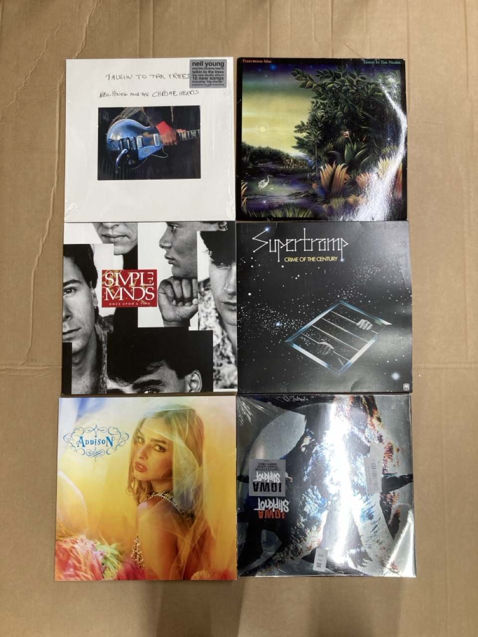 Lot 368  
            Edinburgh SR24 - Delivery Only 

                
QUANTITY OF  VINYLS TO INCLUDE IOWA (LIMITED EDITION TRANSLUCENT GREEN): LOCATION...