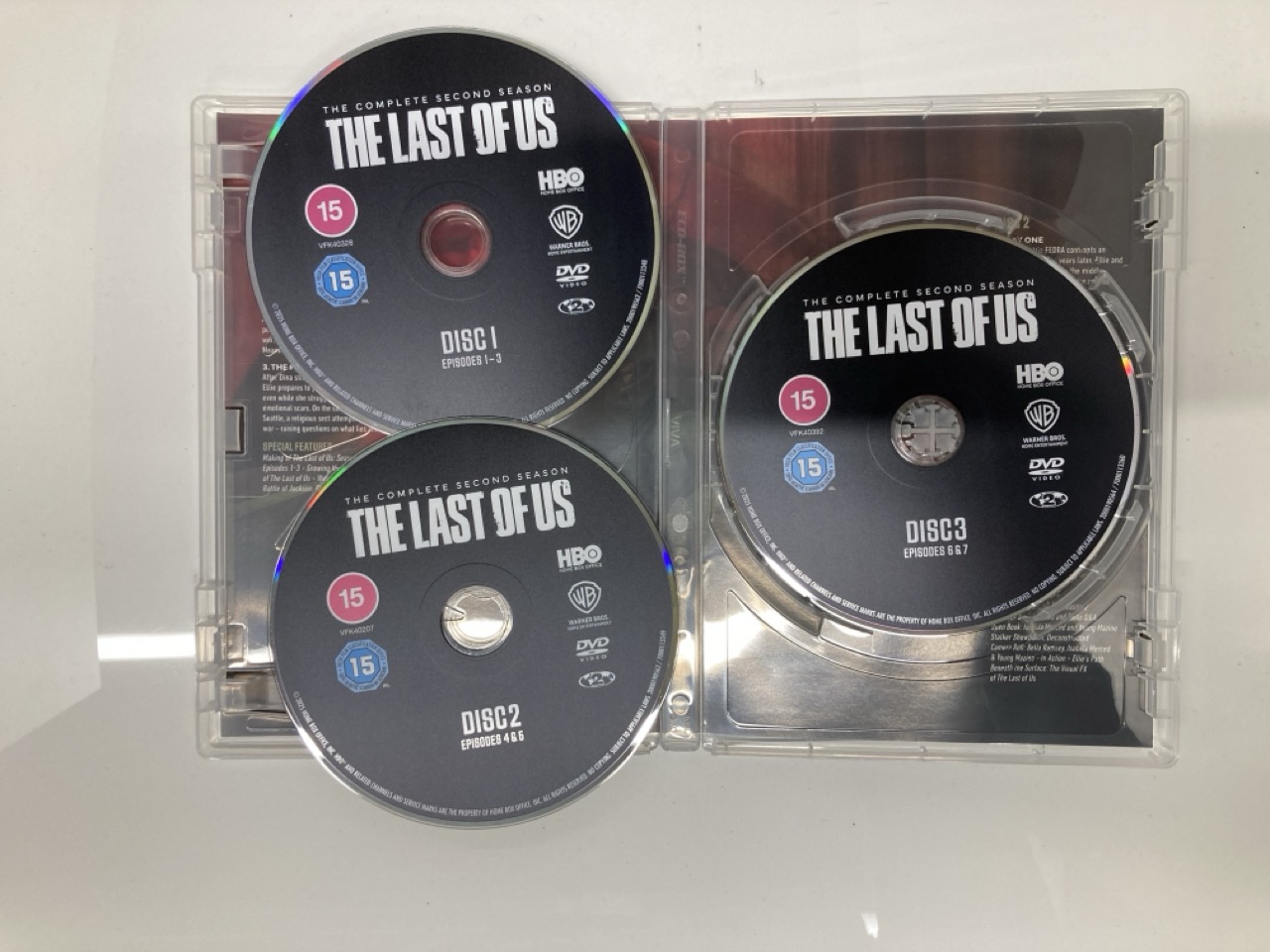 Lot 372  
            Edinburgh SR24 - Delivery Only 

                
QUANTITY OF TV & AUDIO ITEMS TO INCLUDE NICK HEYWARD, EPIC & CREATION YEARS - DEL... - Image 4