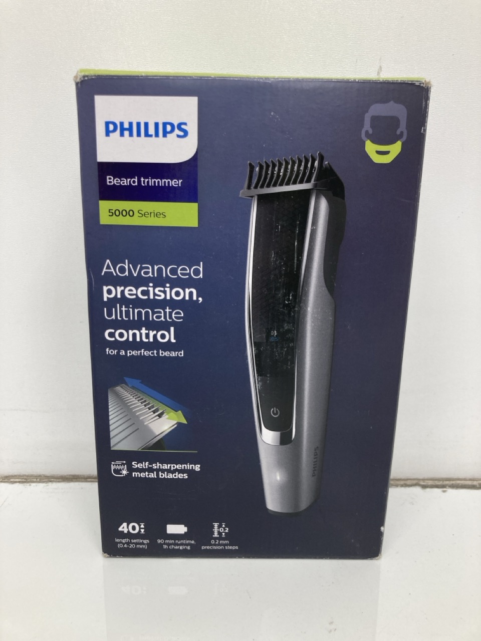 Lot 373  
            Edinburgh SR24 - Delivery Only 

                
QUANTITY OF HEALTH & BEAUTY ITEMS TO INCLUDE PHILIPS BEARD & STUBBLE TRIMMER/HAIR... - Image 3