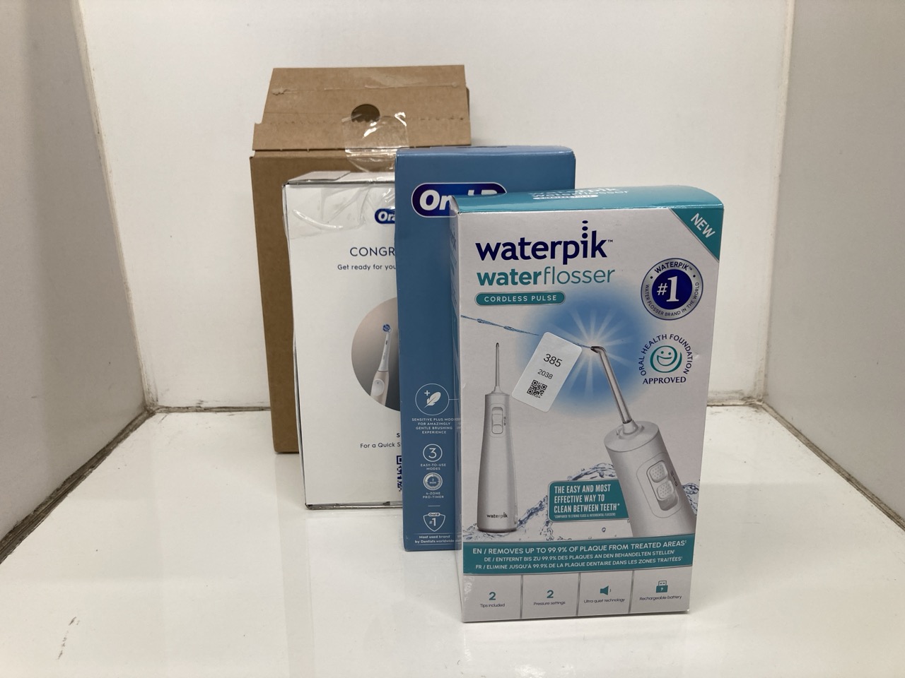 Lot 385  
            Edinburgh SR24 - Delivery Only 

                
QUANTITY OF HEALTH & BEAUTY ITEMS TO INCLUDE ORAL-B VITALITY PRO ELECTRIC TOOTHBR...