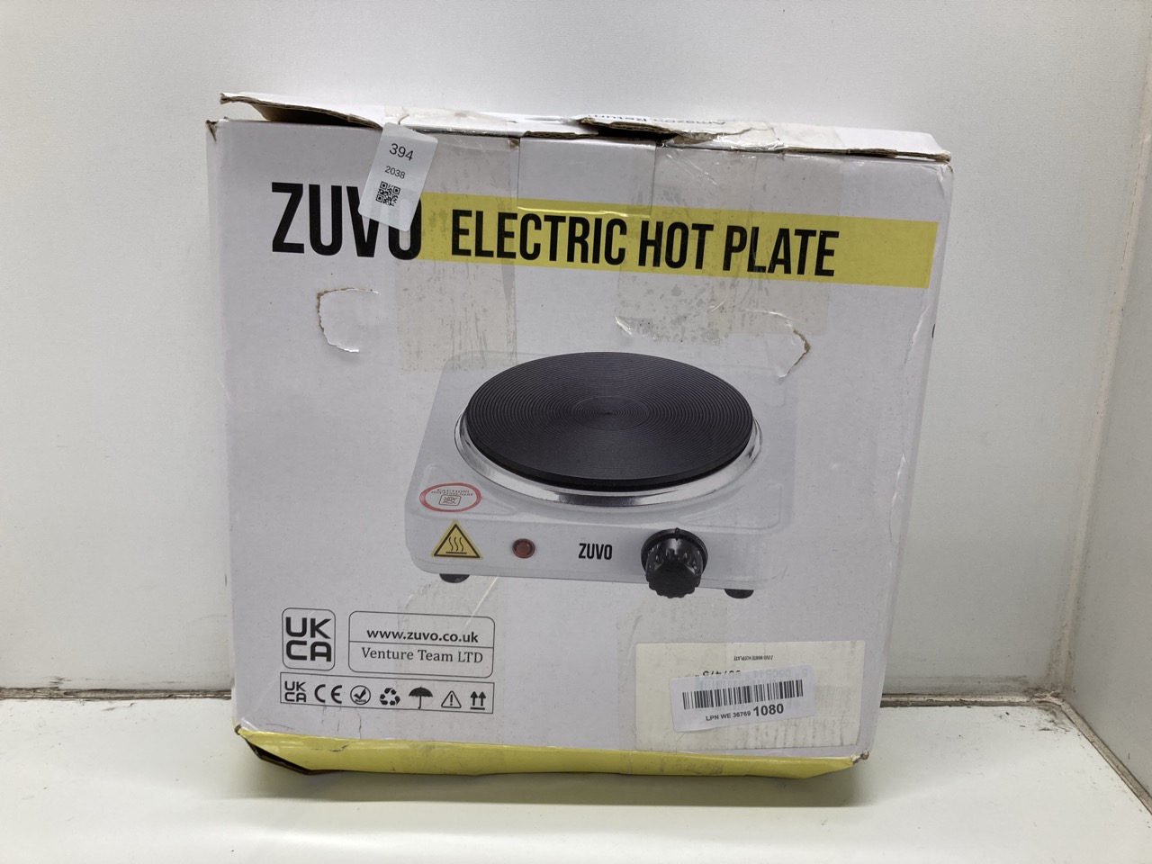 Lot 394  
            Edinburgh SR24 - Delivery Only 

                
QUANTITY OF KITCHEN & APPLIANCES ITEMS TO INCLUDE BELLA ROTATING WAFFLE MAKER, ST...