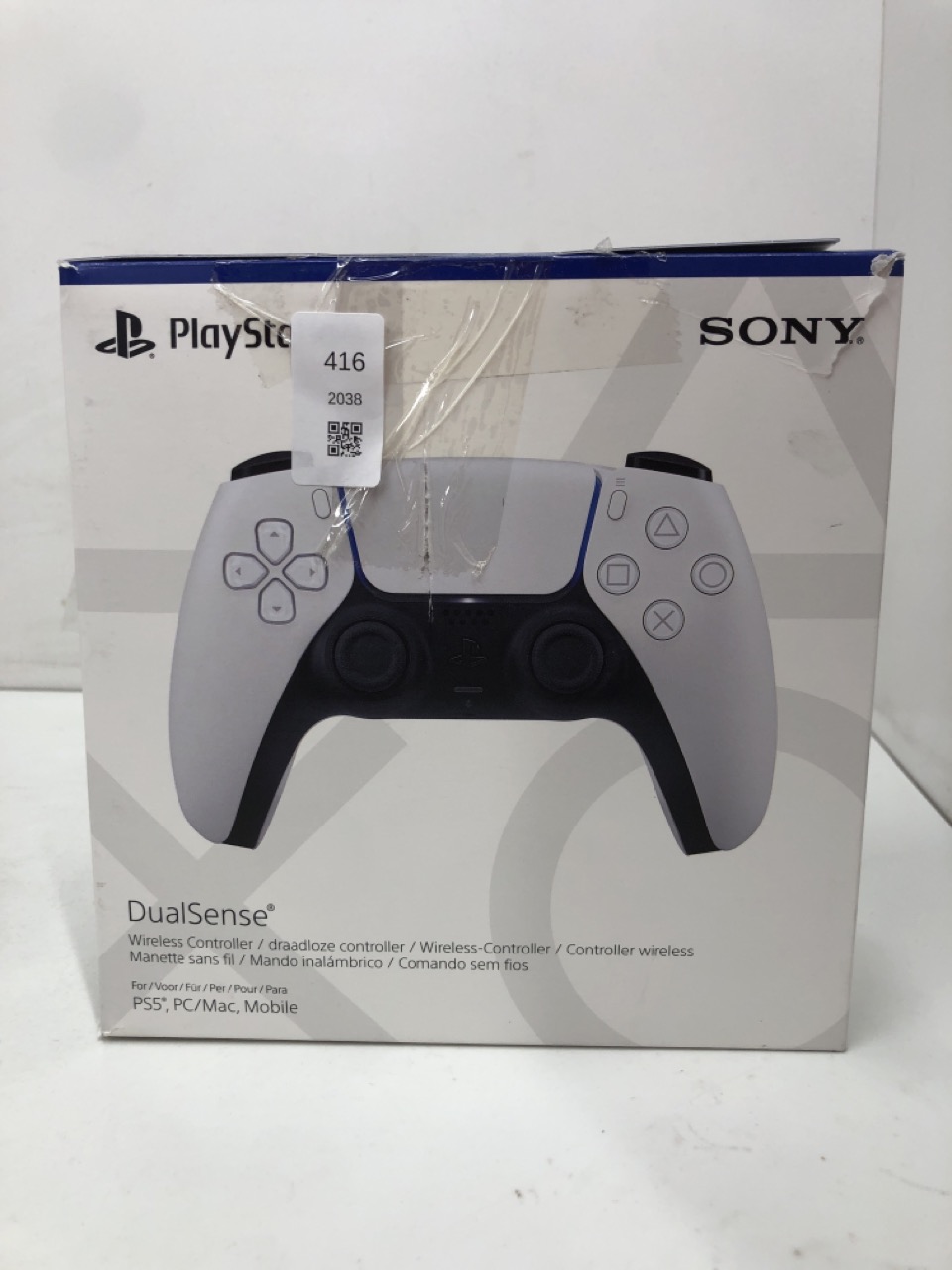 Lot 416  
            Edinburgh SR24 - Delivery Only 

                
QUANTITY OF TECH & GAMING ITEMS TO INCLUDE PLAYSTATION SONY DUALSENSE WIRELESS CO...