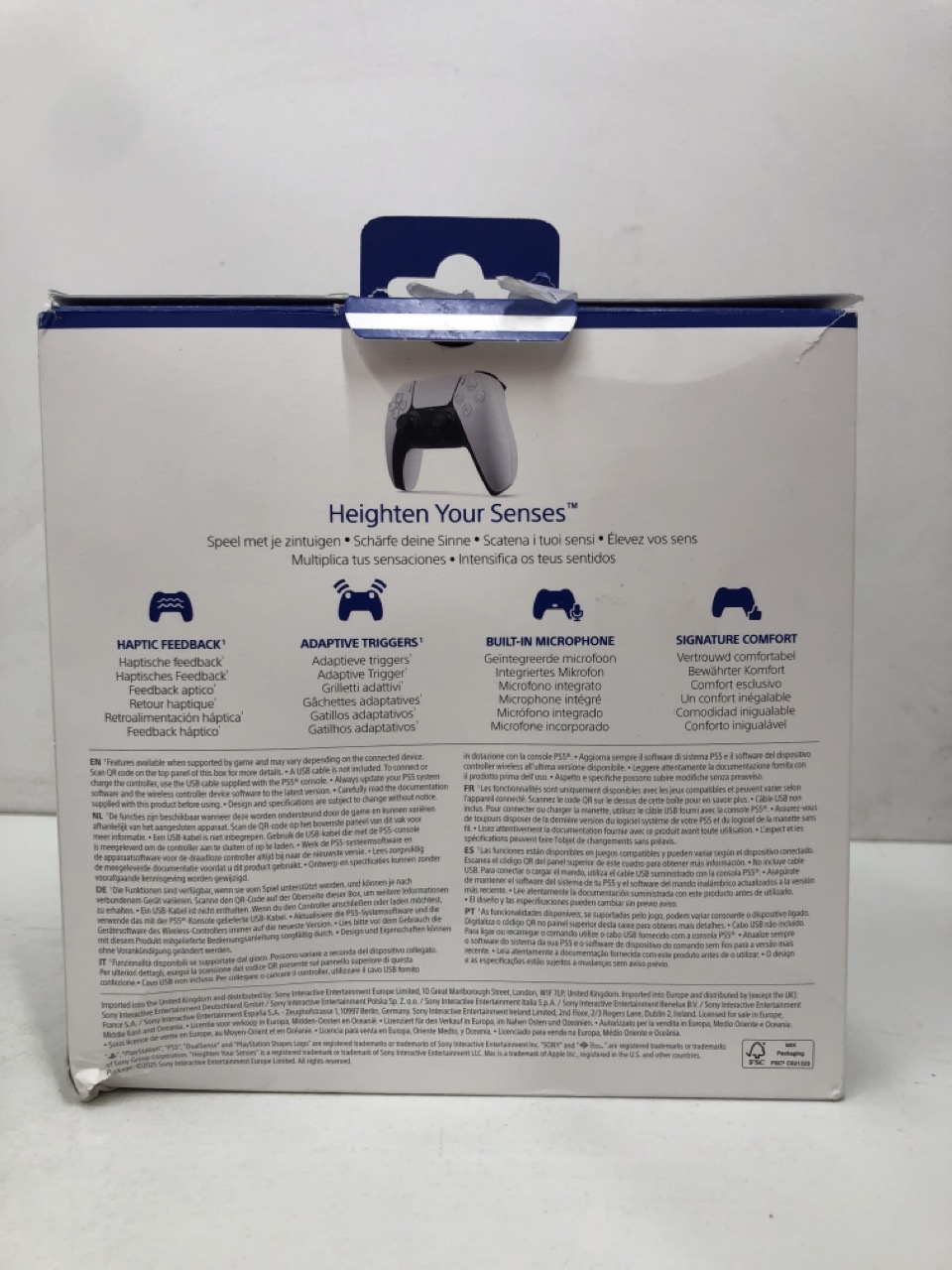 Lot 417  
            Edinburgh SR24 - Delivery Only 

                
QUANTITY OF TECH & GAMING ITEMS TO INCLUDE PLAYSTATION SONY DUALSENSE WIRELESS CO...