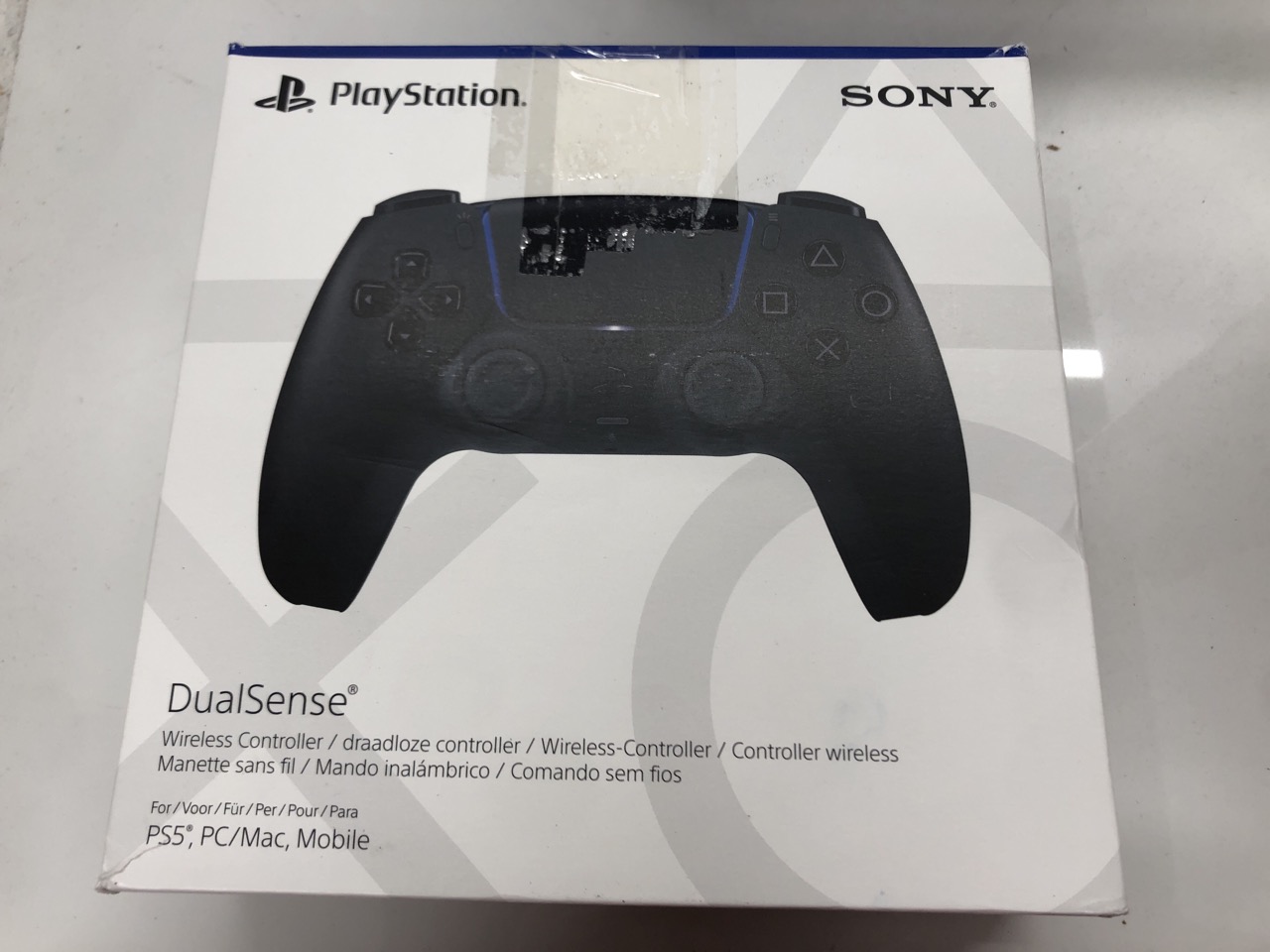 Lot 440  
            Edinburgh SR24 - Delivery Only 

                
QUANTITY OF TECH & GAMING ITEMS TO INCLUDE PLAYSTATION SONY DUALSENSE WIRELESS CO... - Image 2