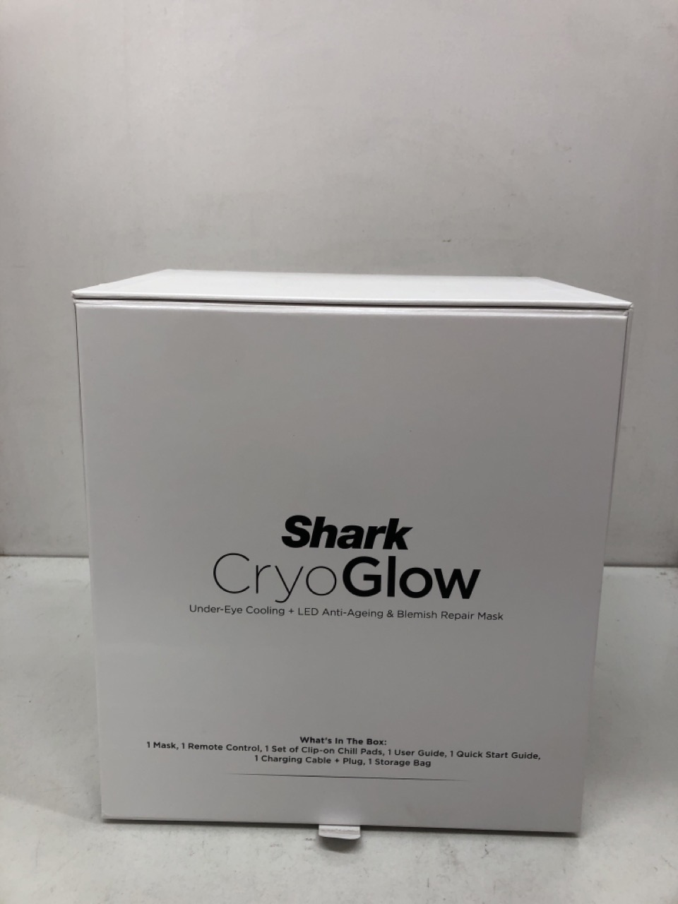 Lot 455  
            Edinburgh SR24 - Delivery Only 

                
SHARK CRYOGLOW LED FACE MASK WITH UNDER-EYE COOLING, ANTI-AGEING & BLEMISH REPAIR... - Image 3