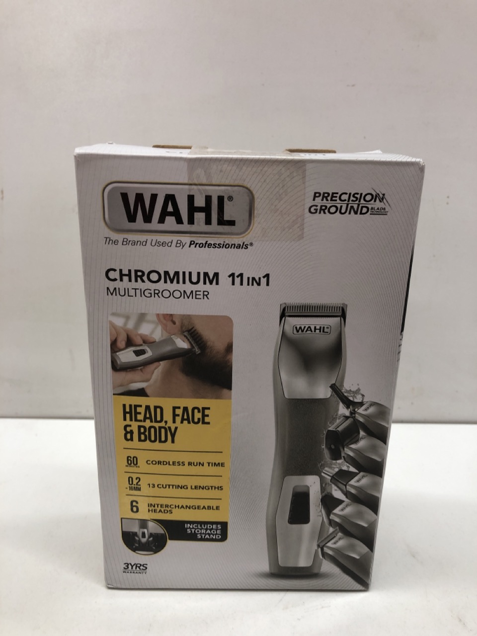 Lot 461  
            Edinburgh SR24 - Delivery Only 

                
QUANTITY OF HEALTH & BEAUTY ITEMS TO INCLUDE WAHL AQUA BLADE STUBBLE AND BEARD TR... - Image 3