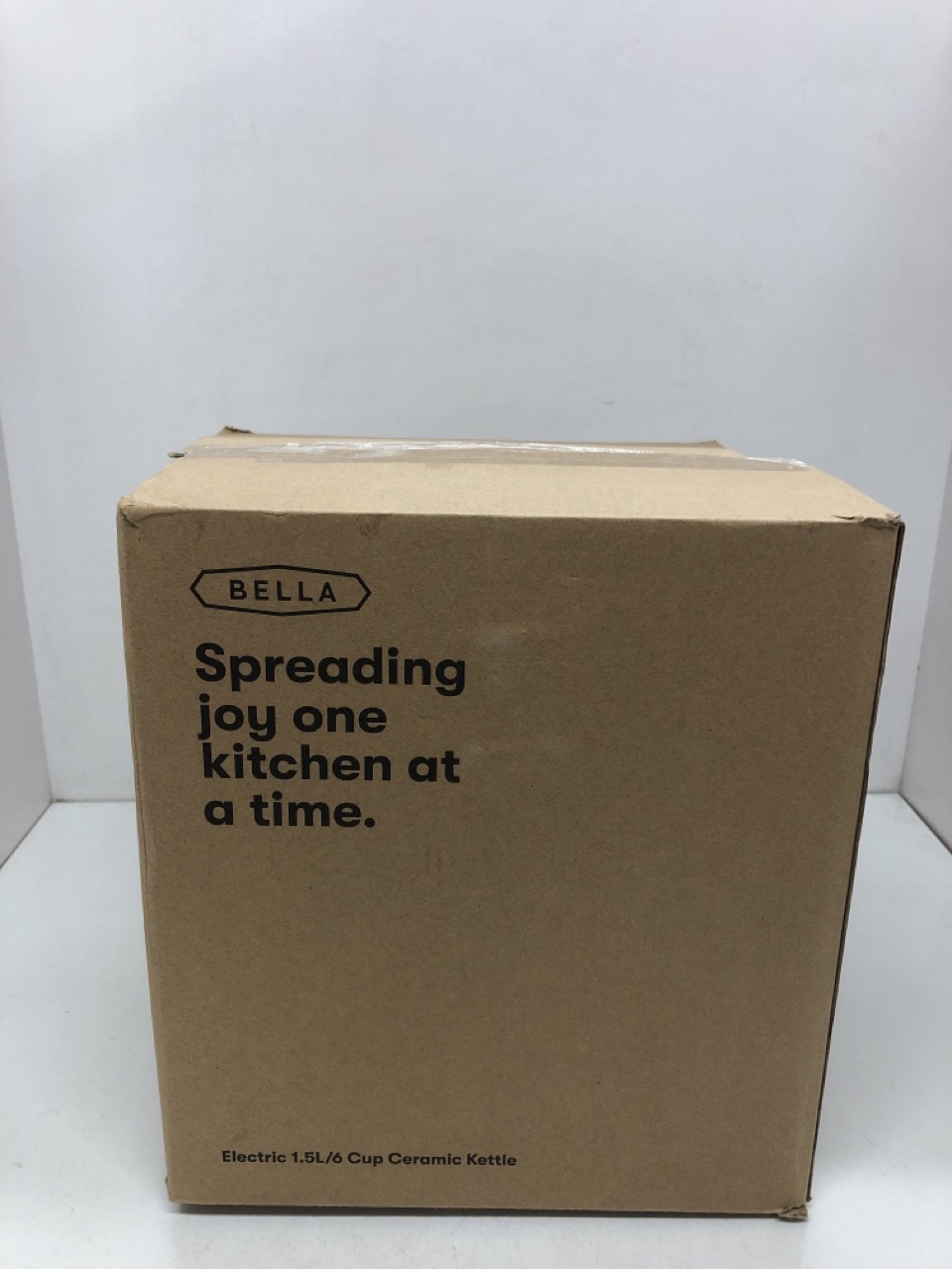 Lot 466  
            Edinburgh SR24 - Delivery Only 

                
QUANTITY OF KITCHEN & APPLIANCES ITEMS TO INCLUDE RUSSELL HOBBS TEXTURES ELECTRIC... - Image 3