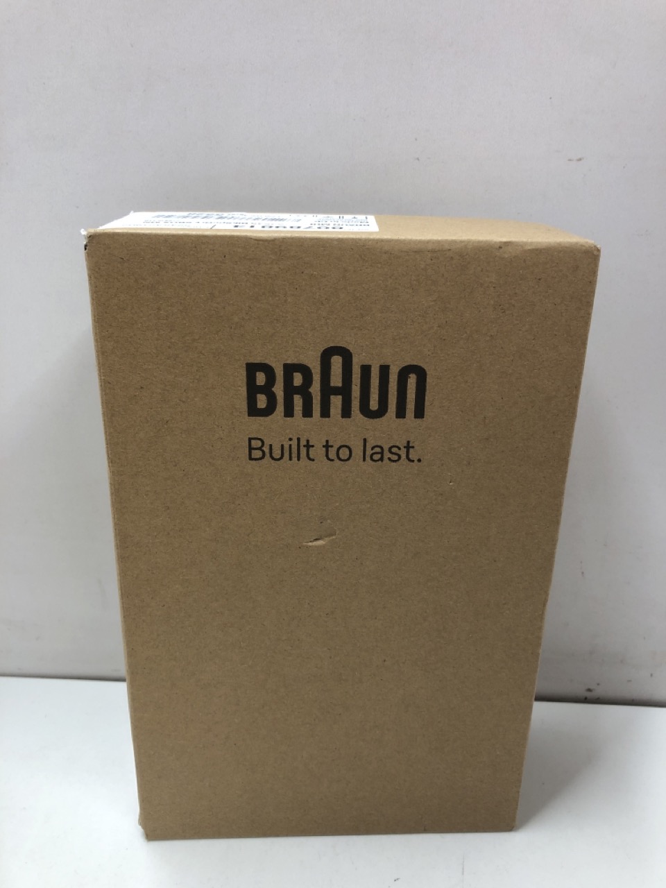 Lot 484  
            Edinburgh SR24 - Delivery Only 

                
QUANTITY OF HEALTH & BEAUTY ITEMS TO INCLUDE WAHL EXTREME GRIP 7 IN 1 MULTIGROOME... - Image 2
