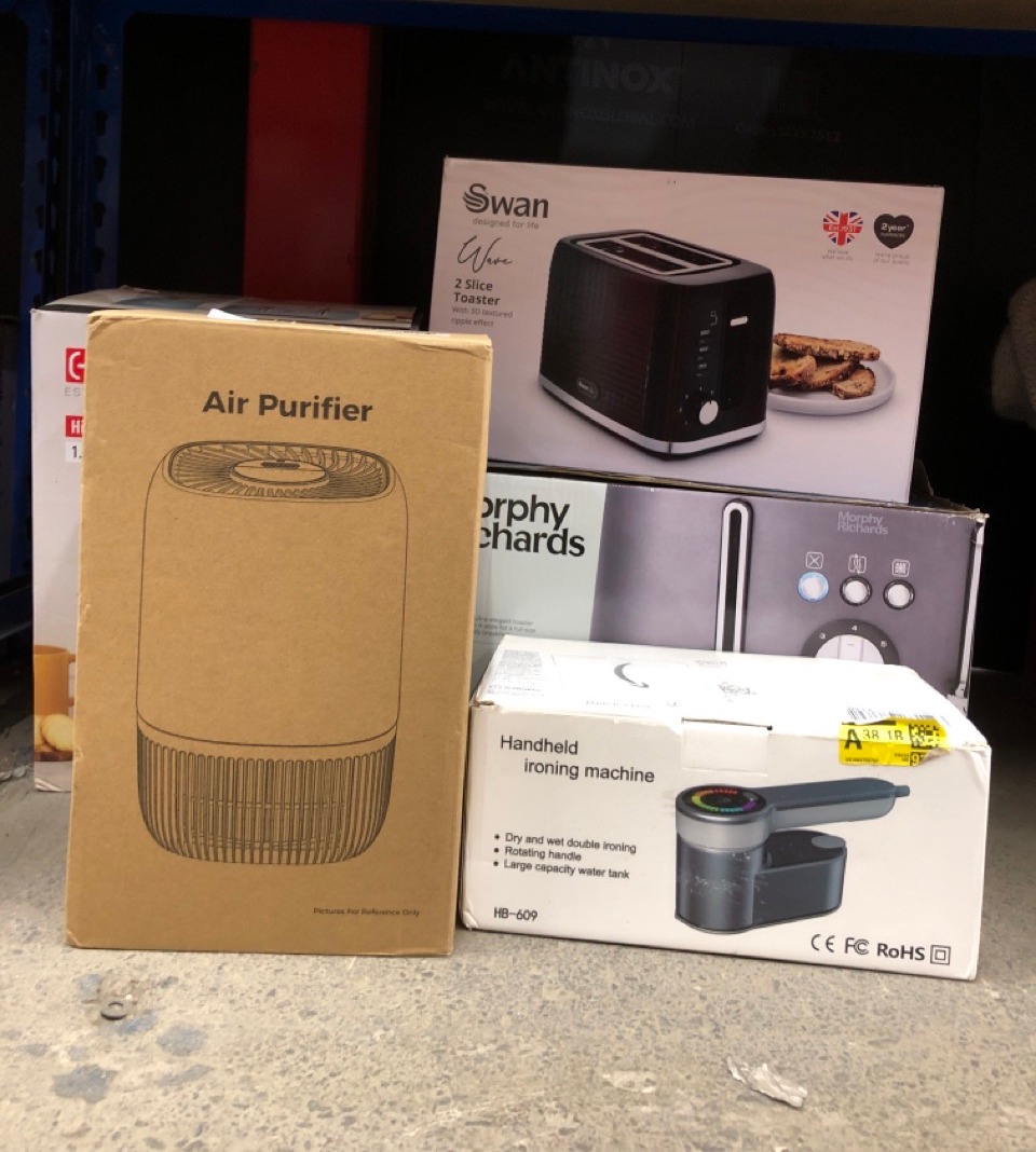 Lot 490  
            Edinburgh SR24 - Delivery Only 

                
QUANTITY OF KITCHEN & APPLIANCES ITEMS TO INCLUDE AROEVE AIR PURIFIER FOR BEDROOM...